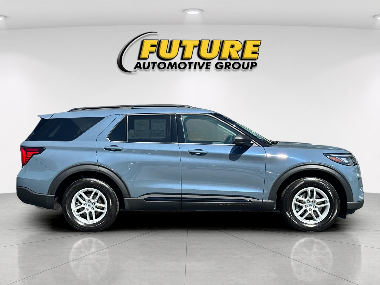 New 2026 Vapor Blue Metallic Ford Active image 2