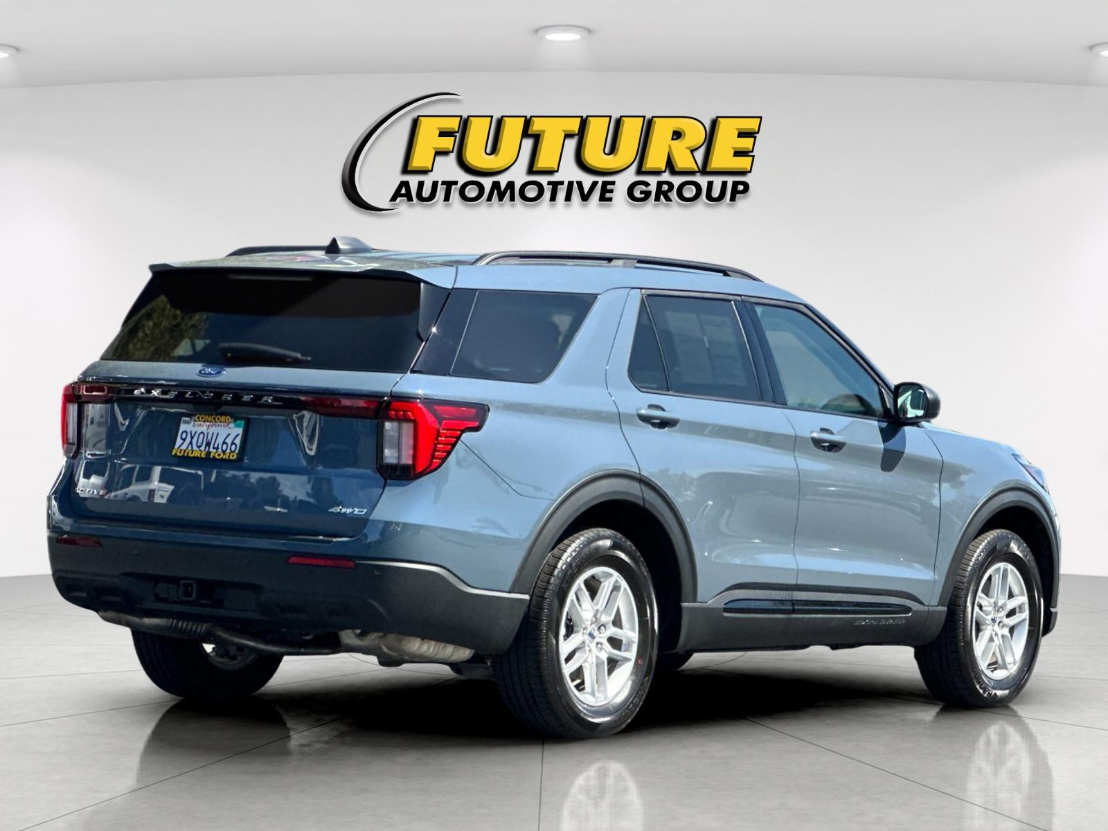 New 2026 Vapor Blue Metallic Ford Active image 3