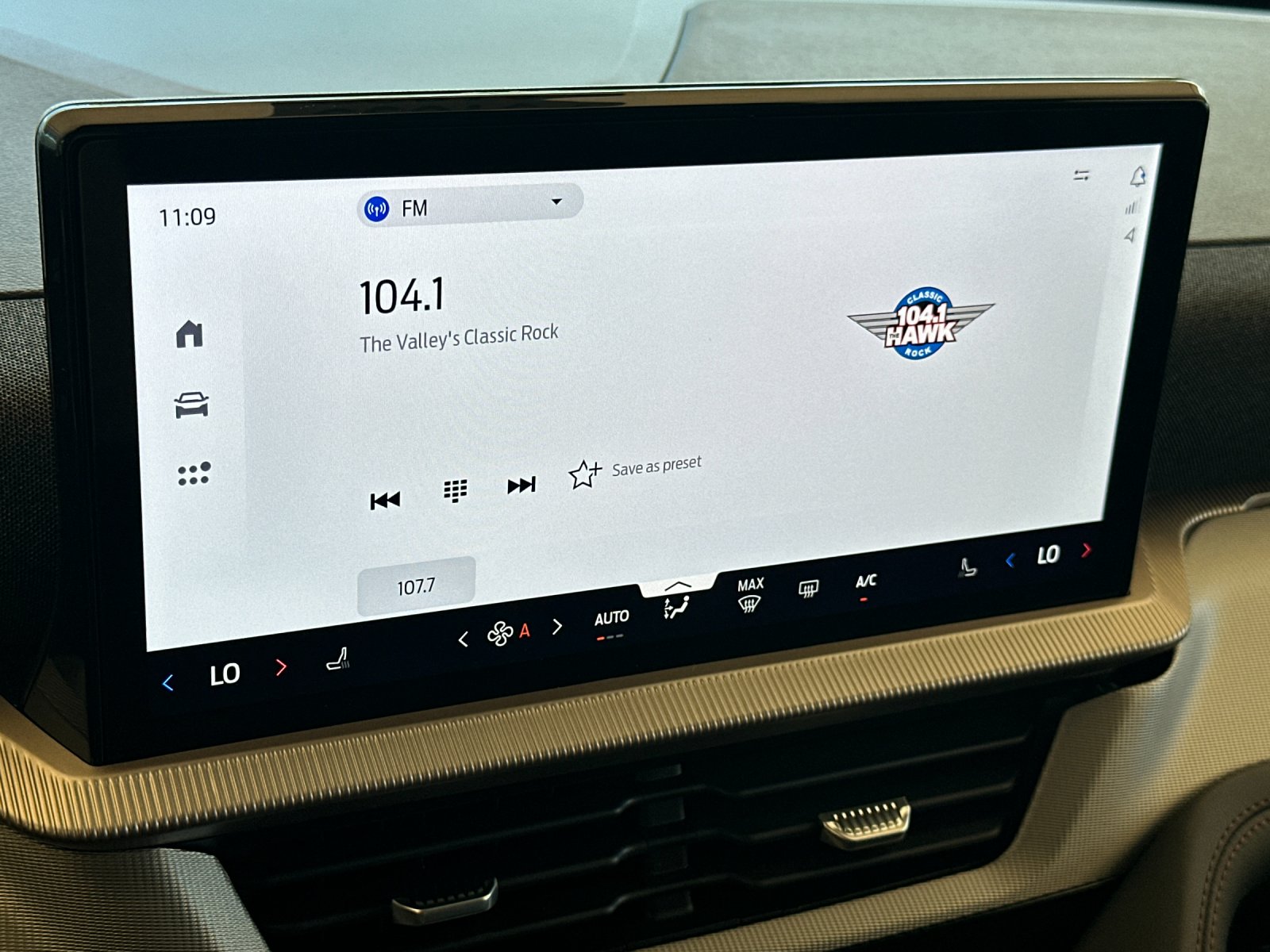 New 2026 Vapor Blue Metallic Ford Active image 18