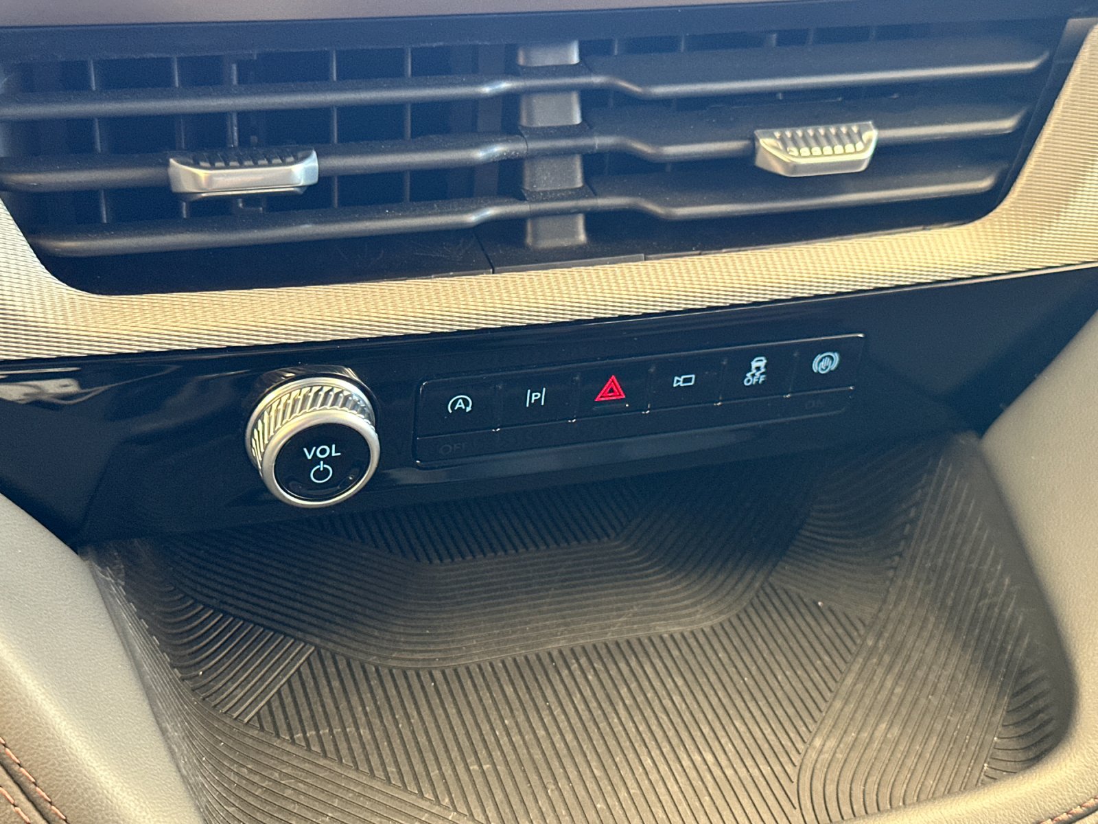 New 2026 Vapor Blue Metallic Ford Active image 20
