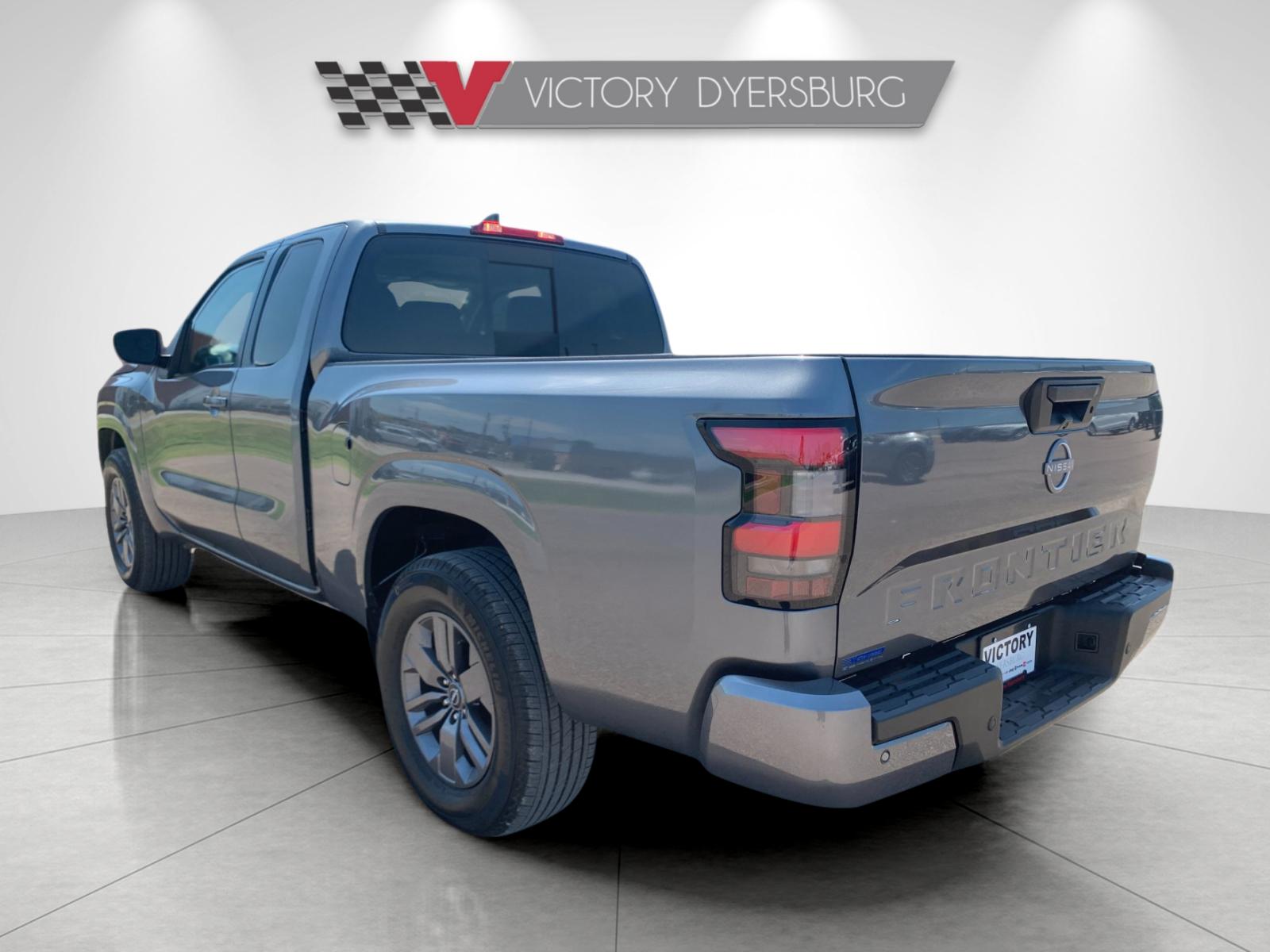 Used 2025 Gray Nissan SV image 6
