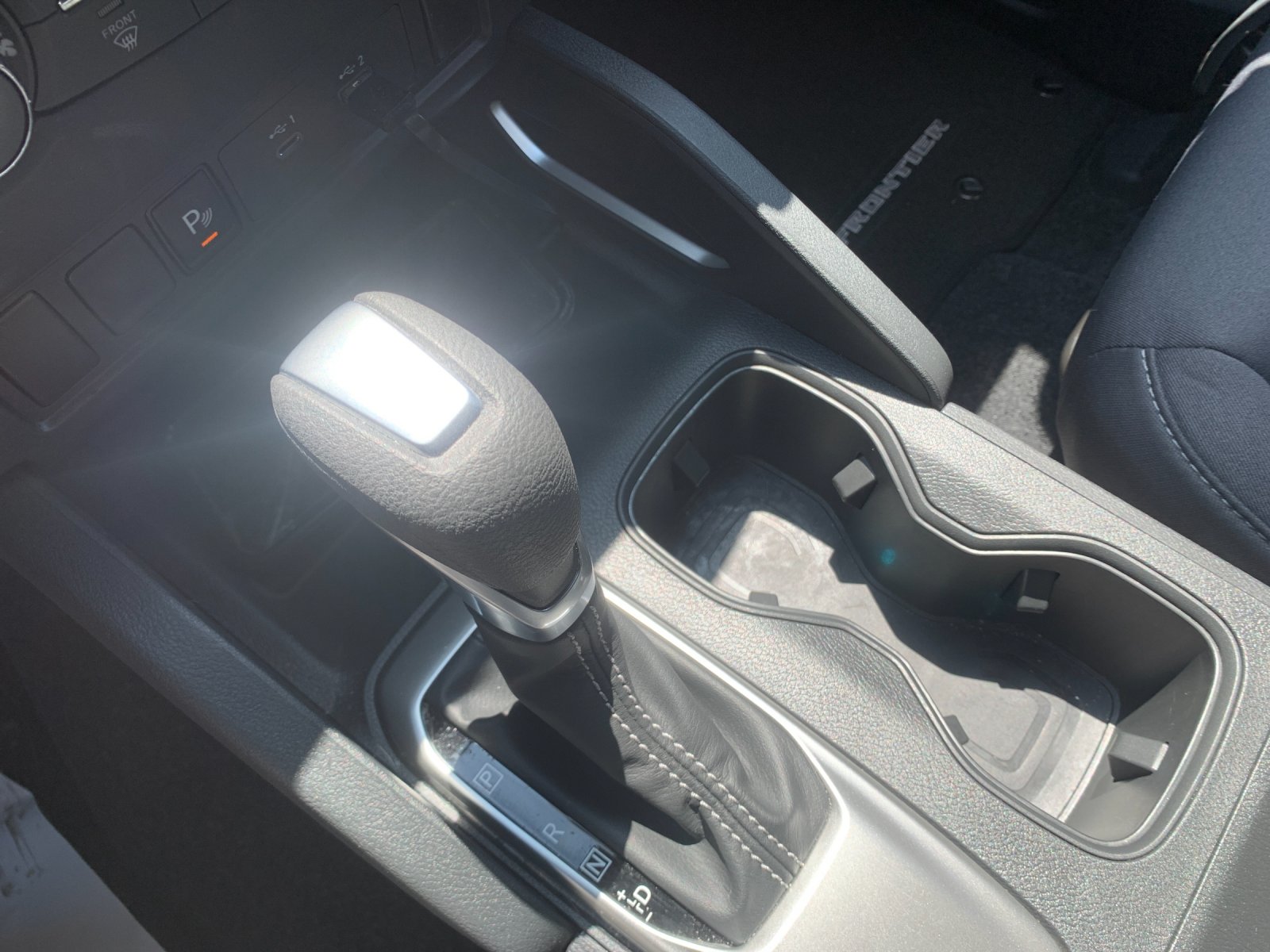 Used 2025 Gray Nissan SV image 24