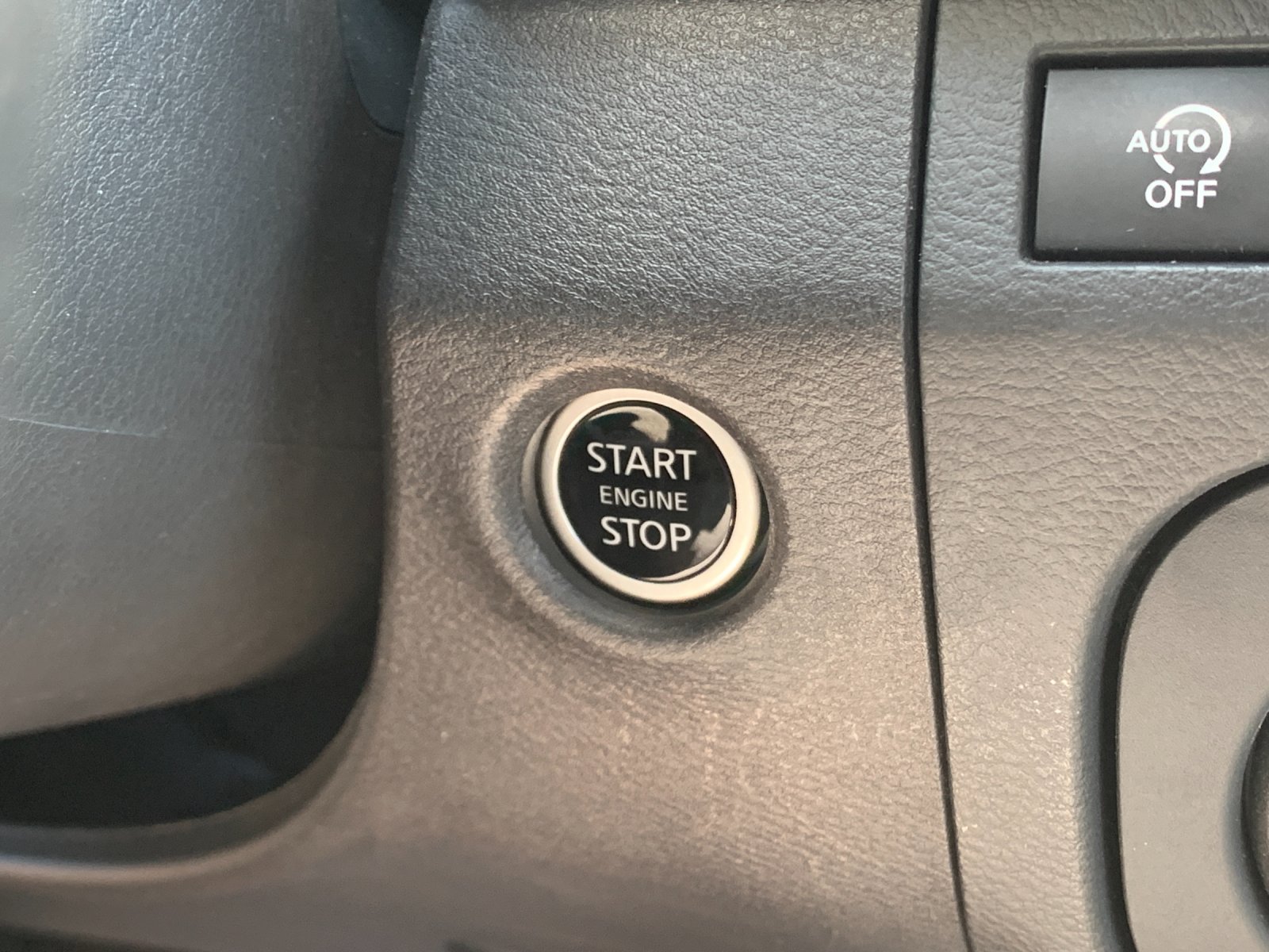 Used 2025 Gray Nissan SV image 25