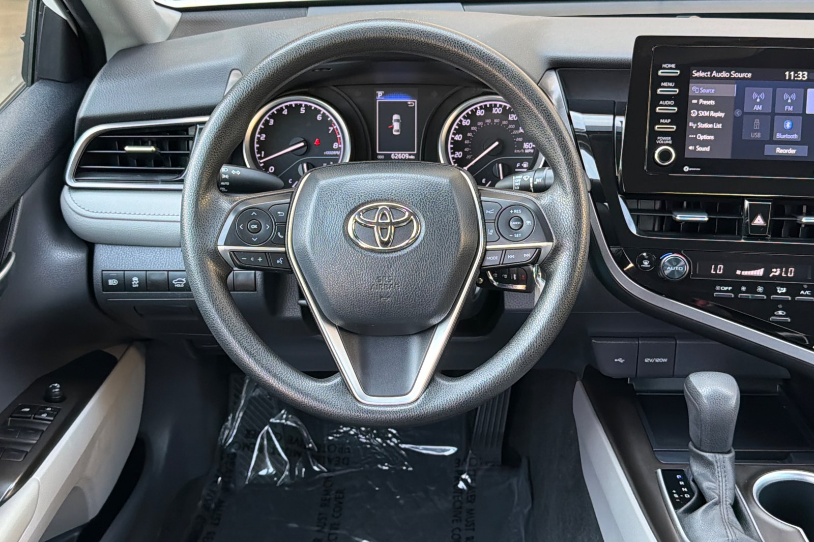 Used 2023 White Toyota LE image 11