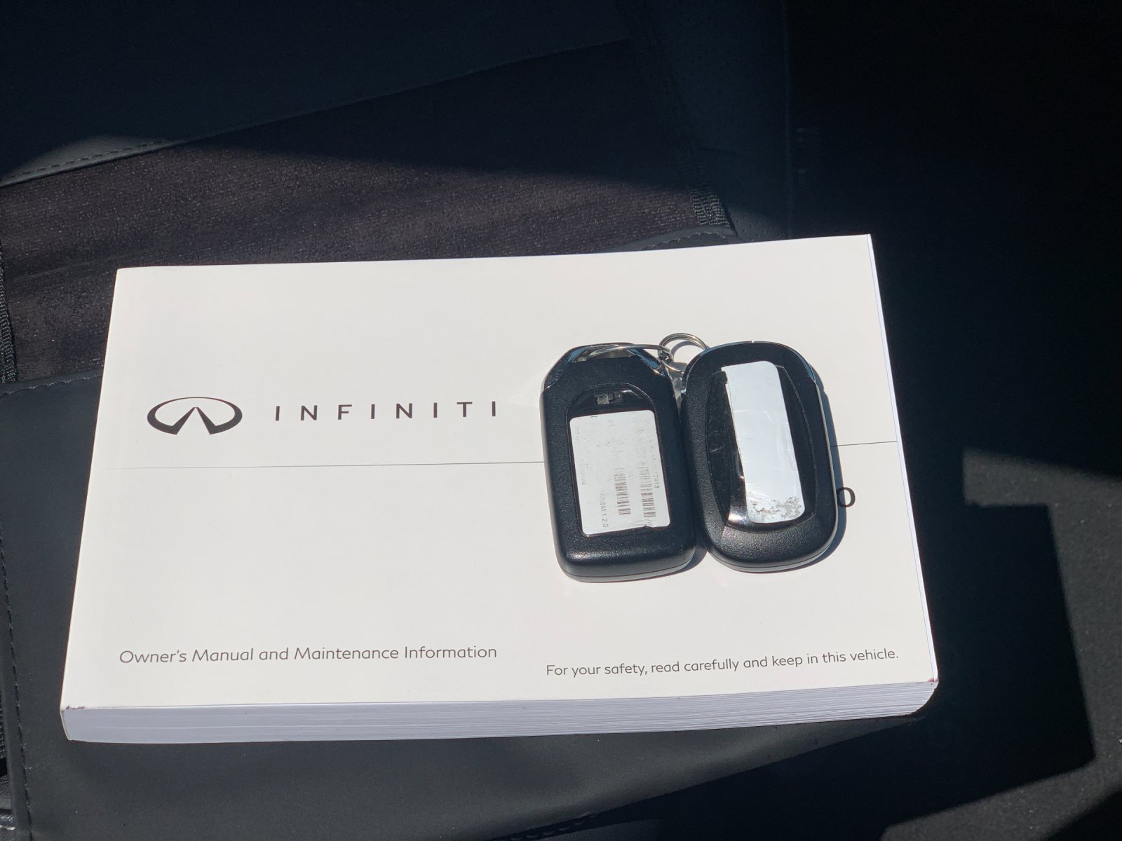 Used 2026 White INFINITI LUXE image 10