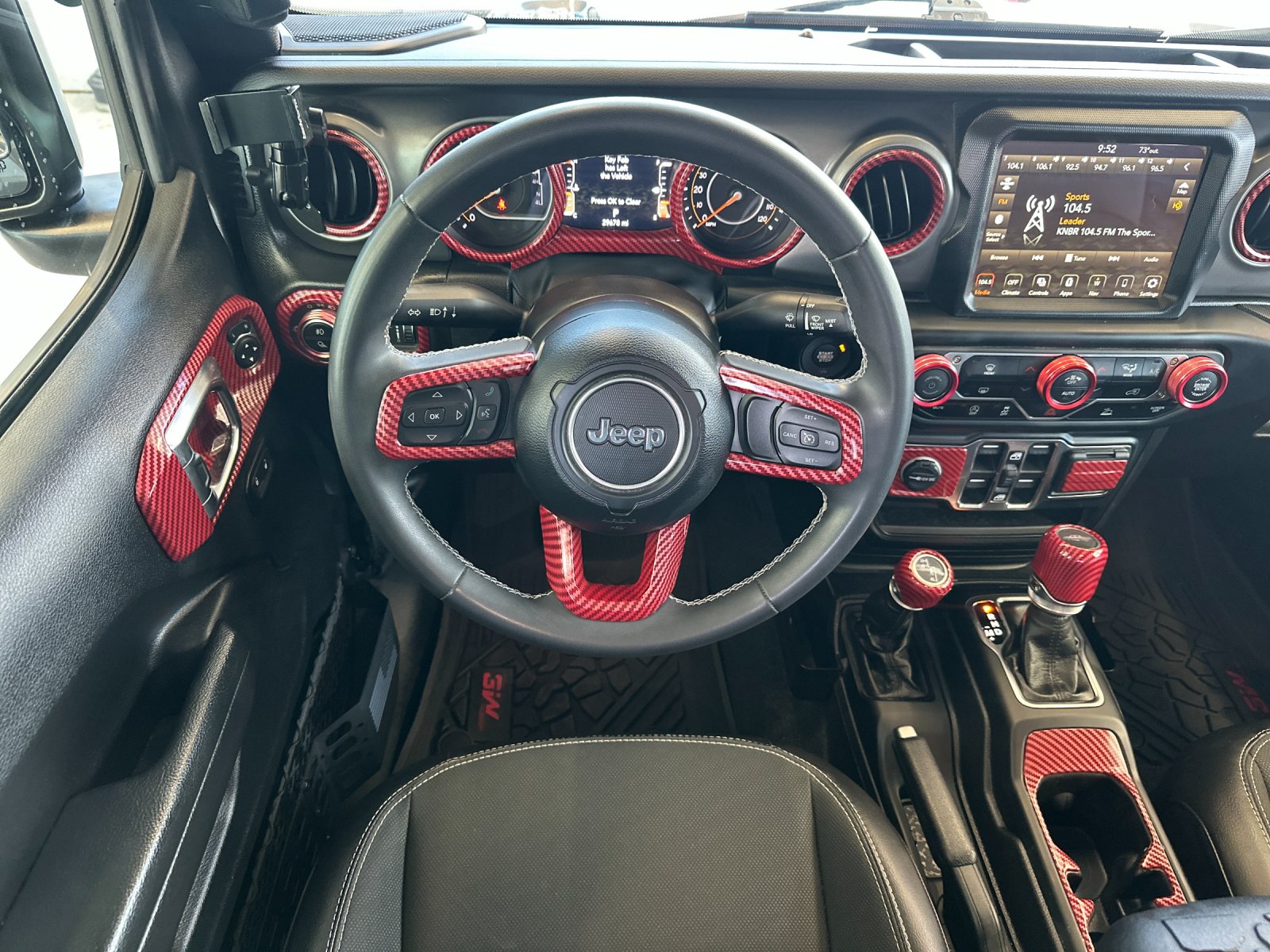 Used 2023 Gray Jeep  image 14