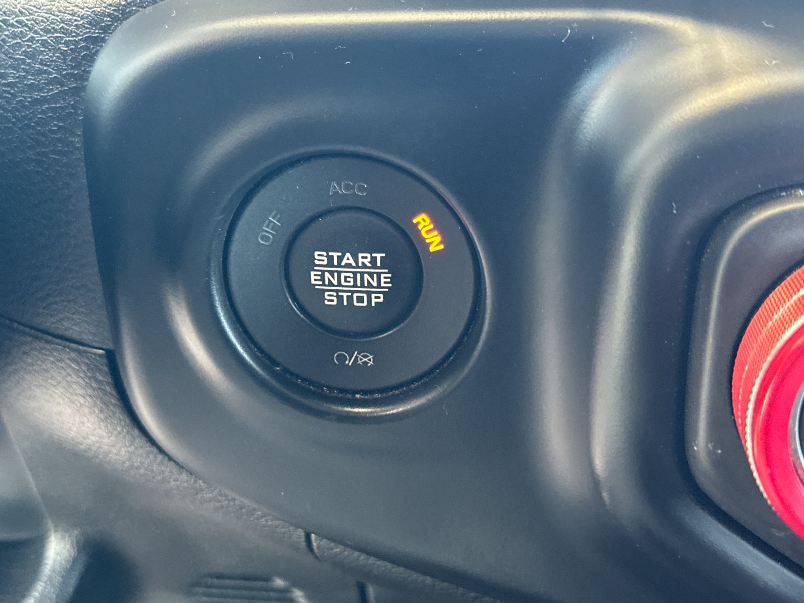 Used 2023 Gray Jeep  image 22