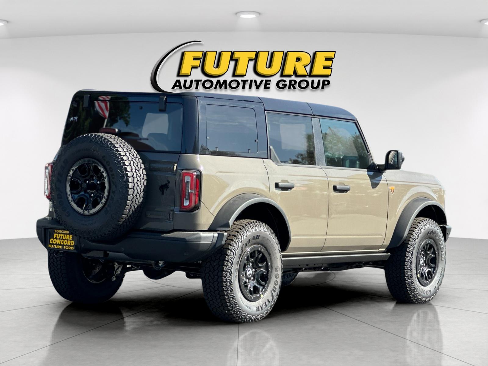 New 2026 Marsh Gray Ford Badlands® image 3