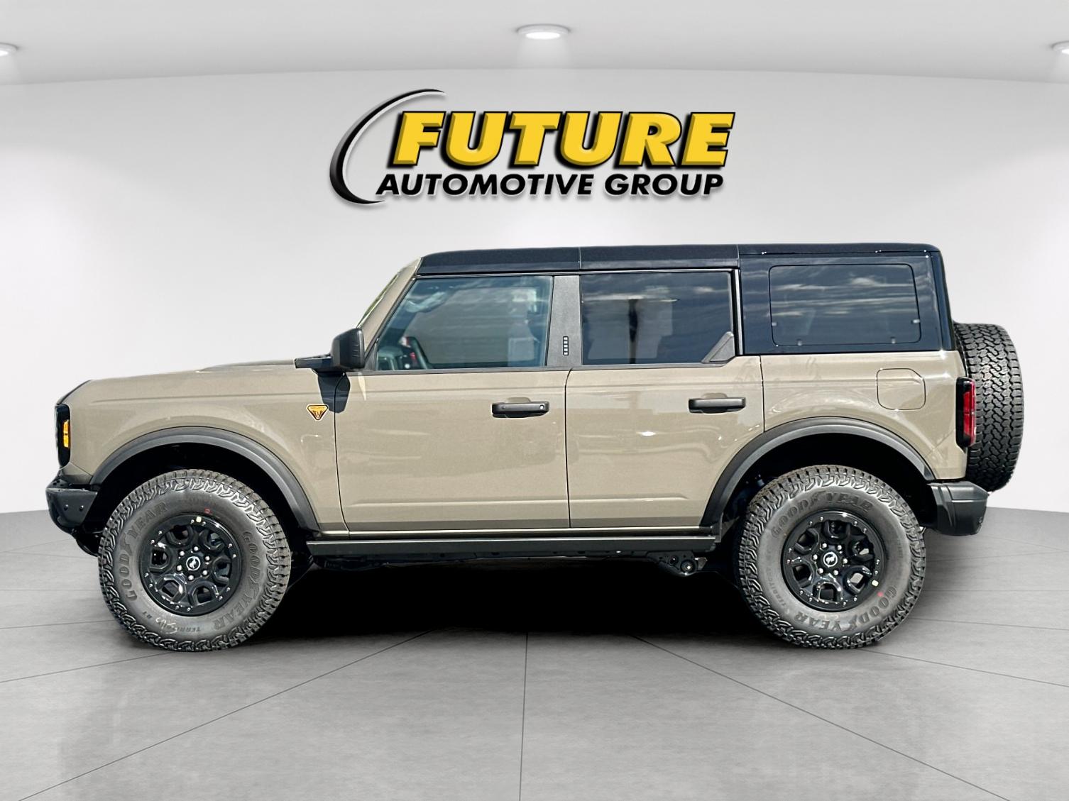 New 2026 Marsh Gray Ford Badlands® image 6