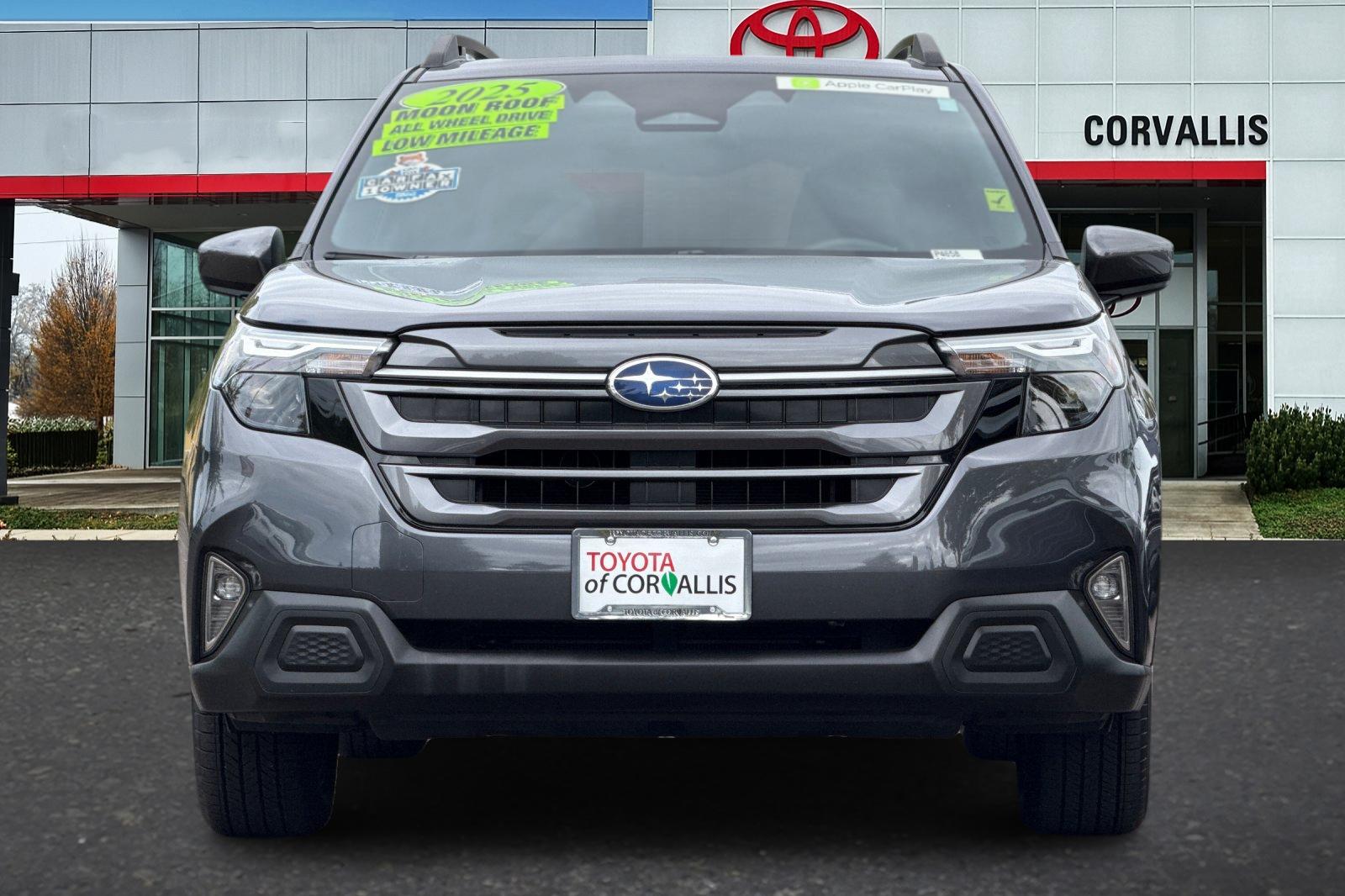 Used 2025 Gray Subaru Premium image 9
