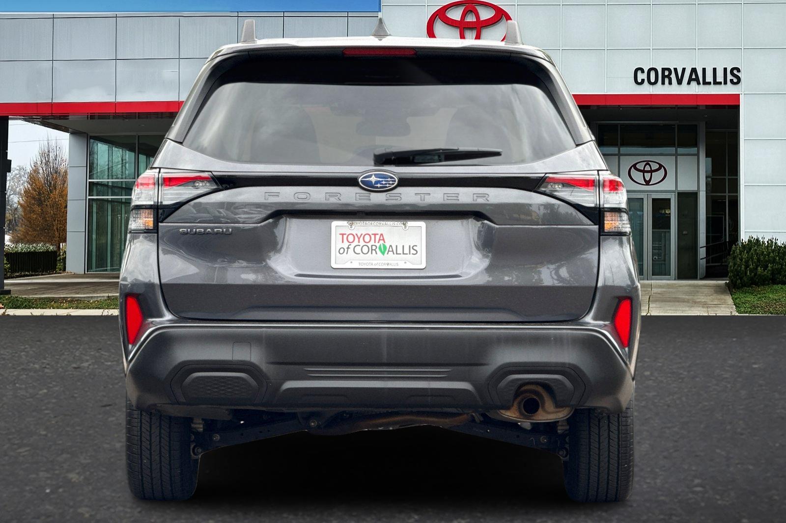 Used 2025 Gray Subaru Premium image 5