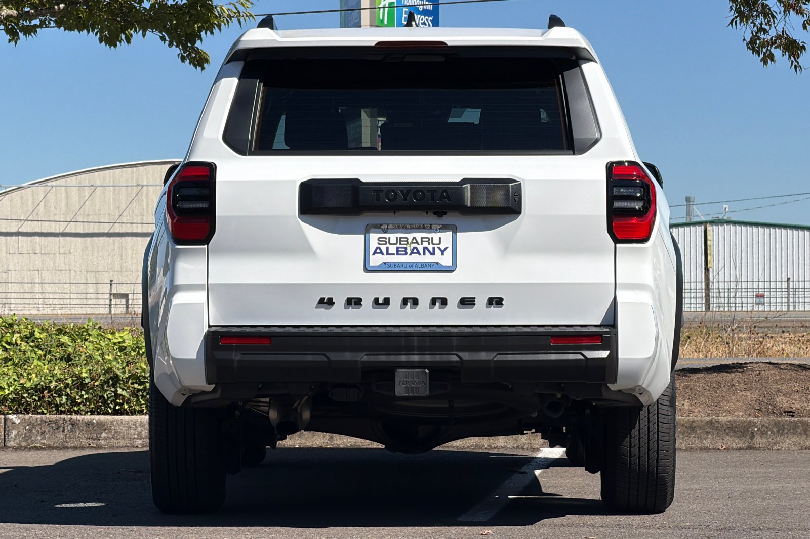 Used 2025 White Toyota SR5 image 5