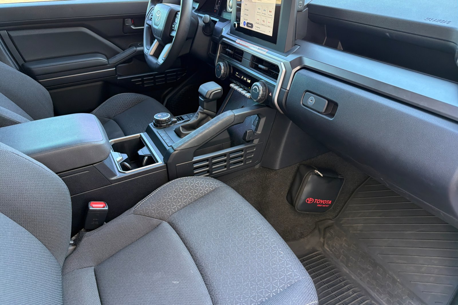 Used 2025 White Toyota SR5 image 16