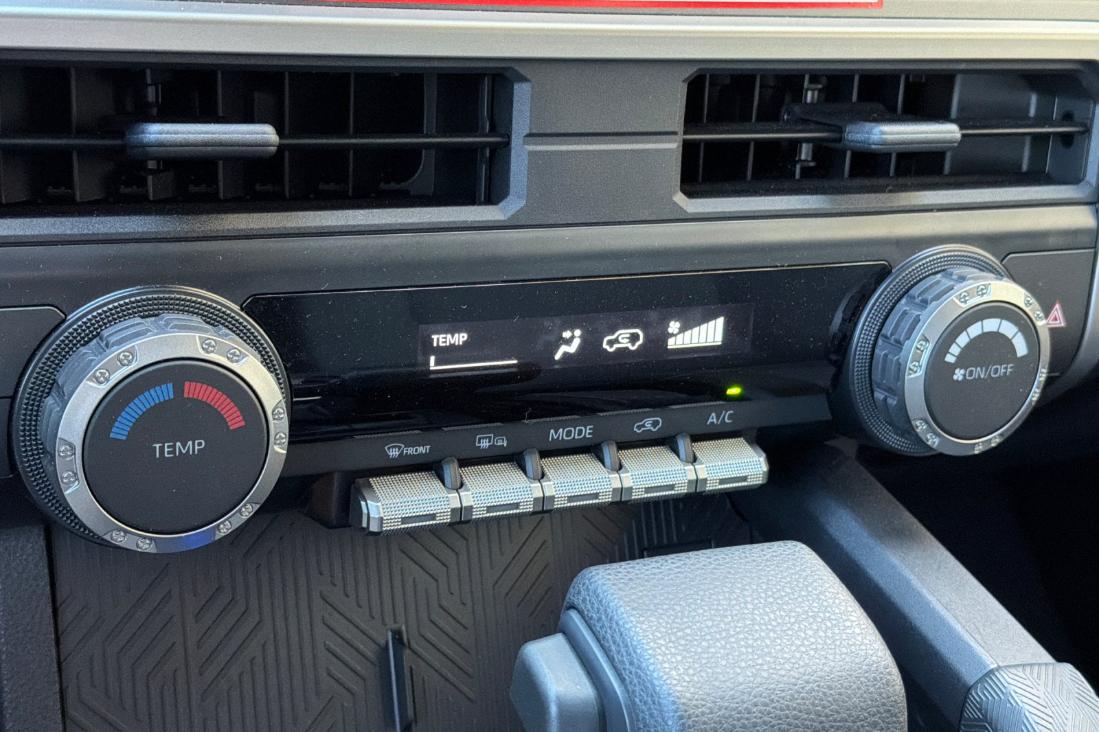 Used 2025 White Toyota SR5 image 20