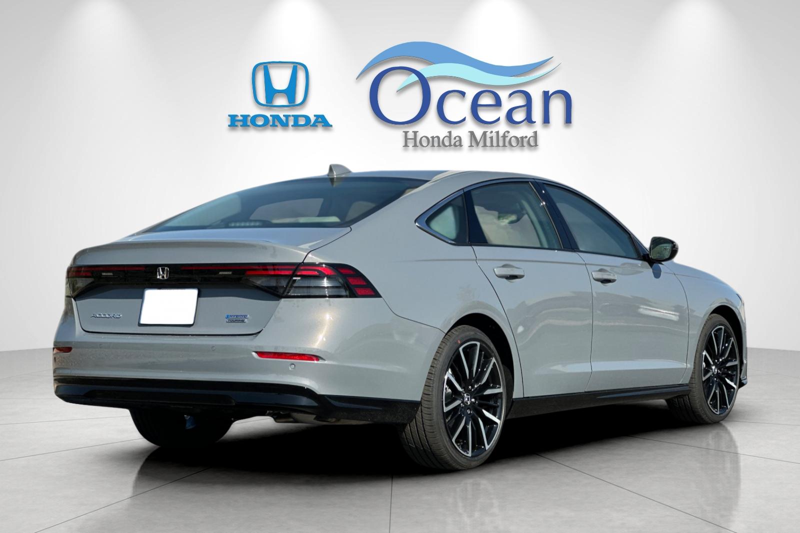 New 2026  Honda Touring image 5