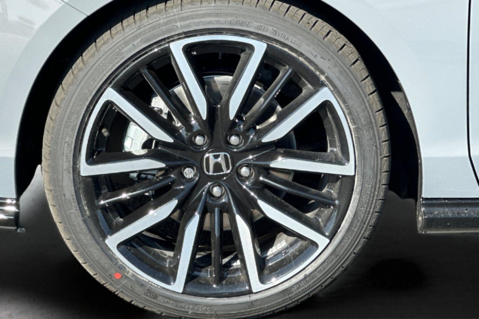 New 2026  Honda Touring image 30