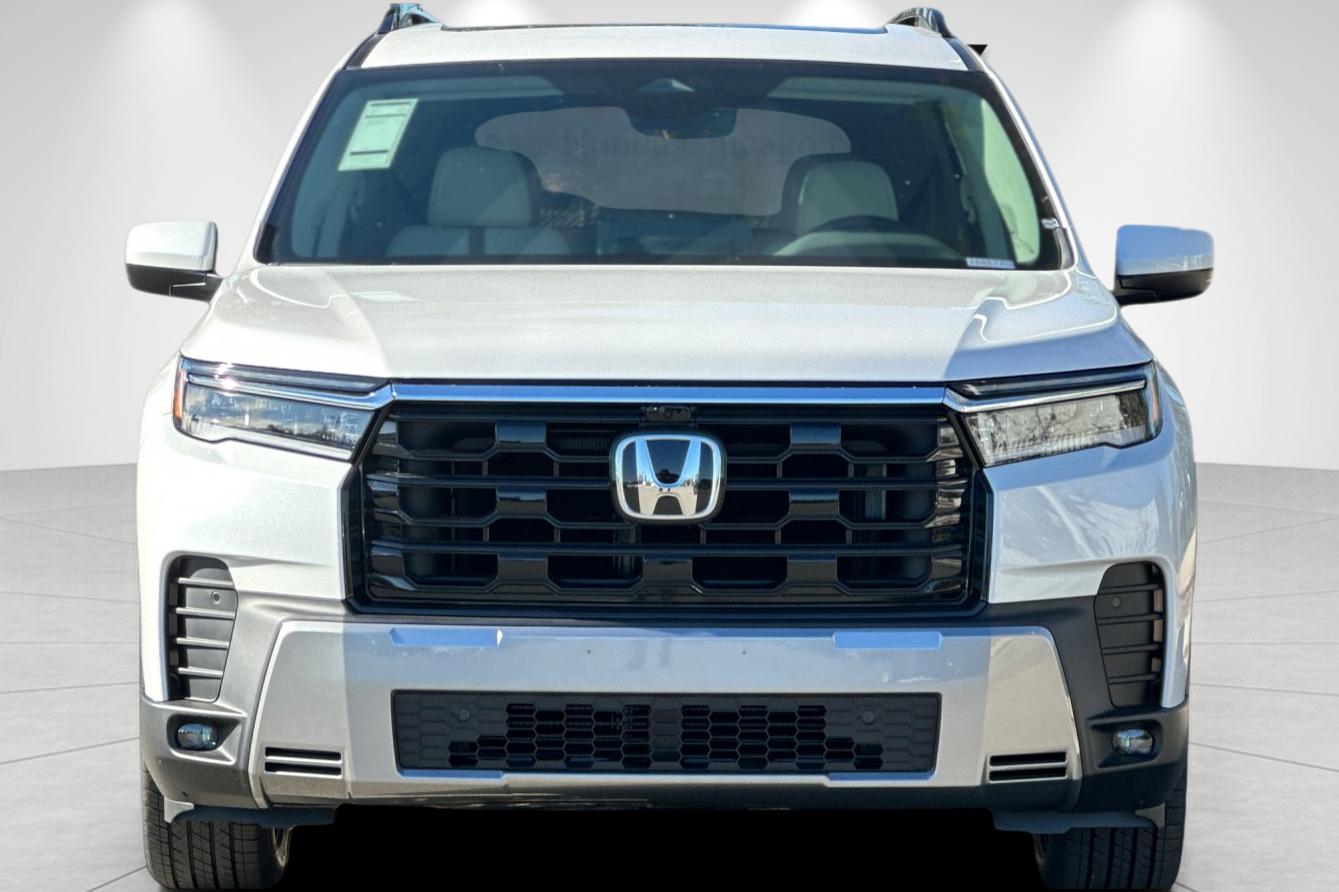New 2026 Platinum White Pearl Honda Touring image 8
