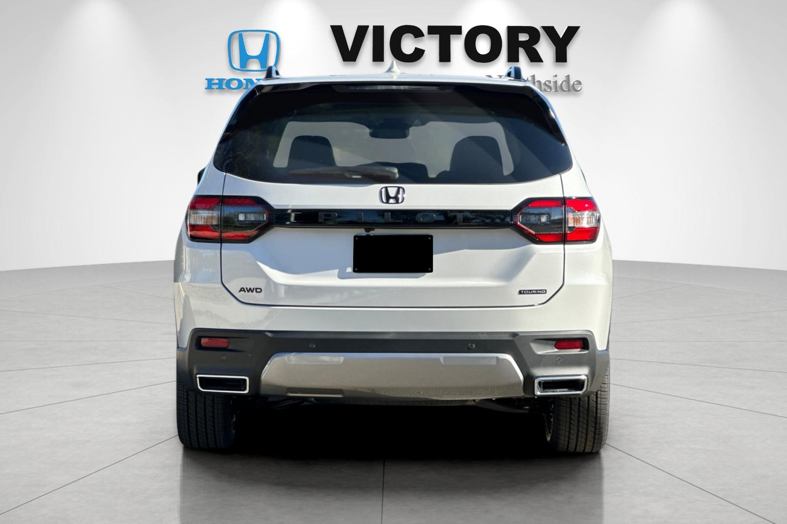 New 2026 Platinum White Pearl Honda Touring image 4