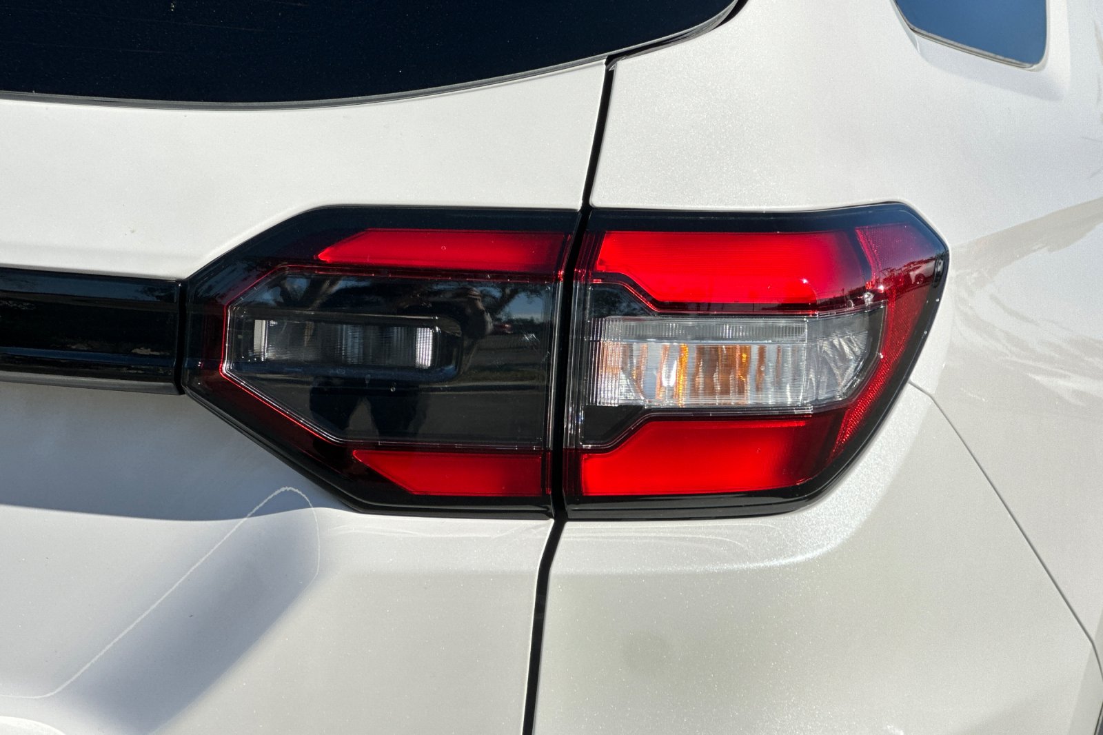 New 2026 Platinum White Pearl Honda Touring image 34