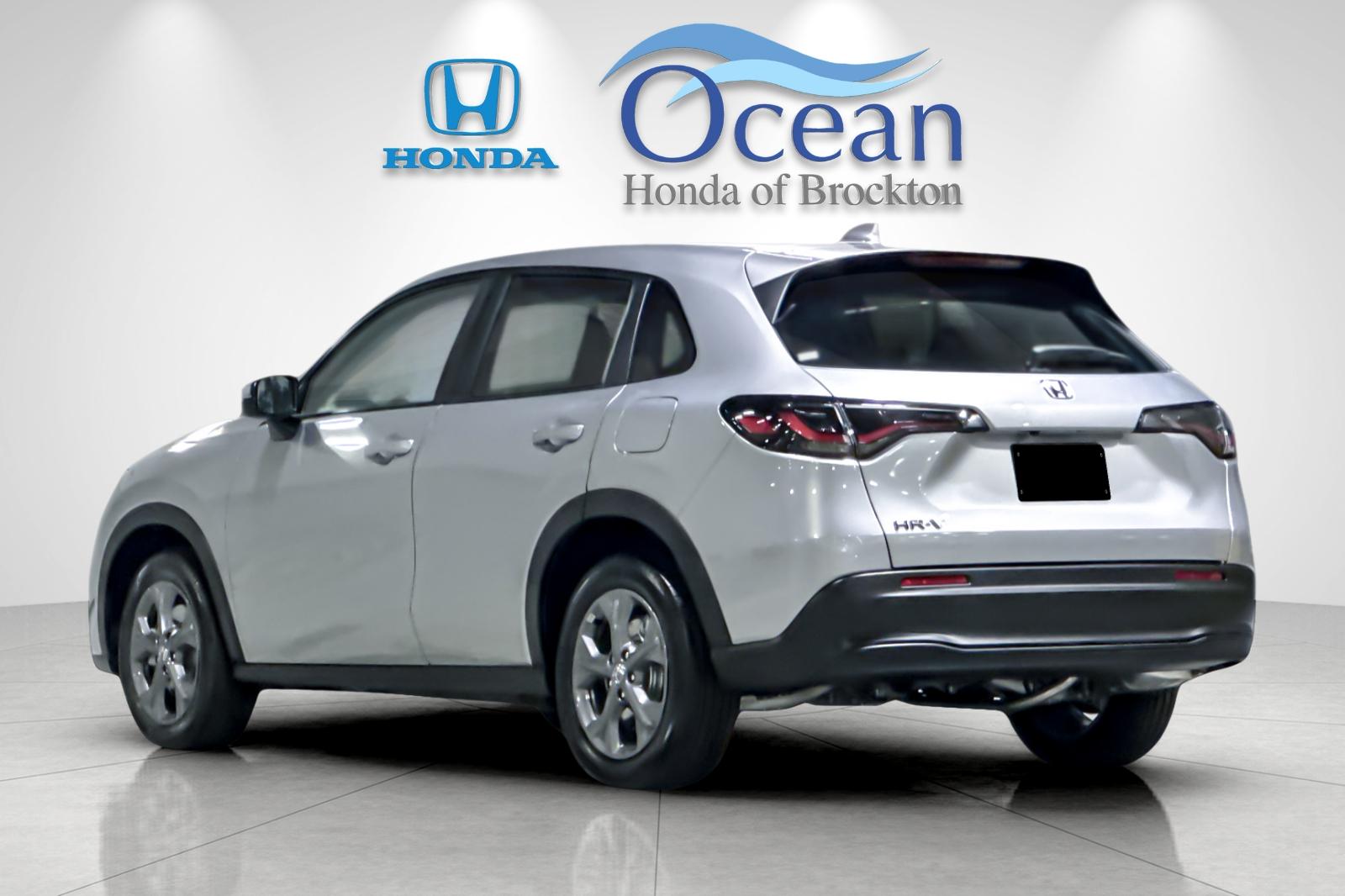New 2027 Platinum White Pearl Honda LX image 3