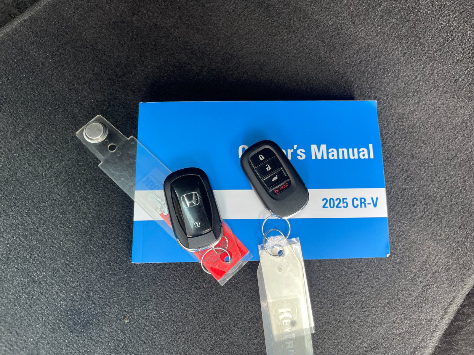 Used 2025  Honda LX image 9