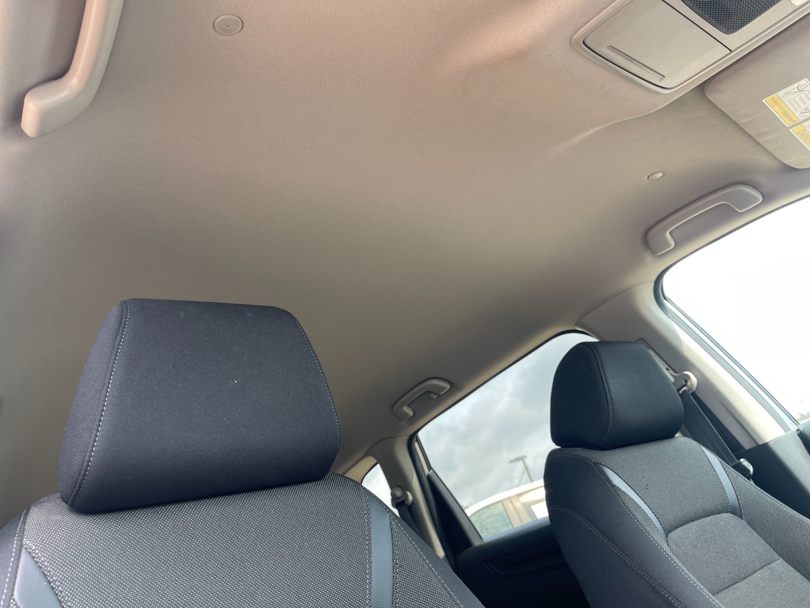Used 2025  Honda LX image 18