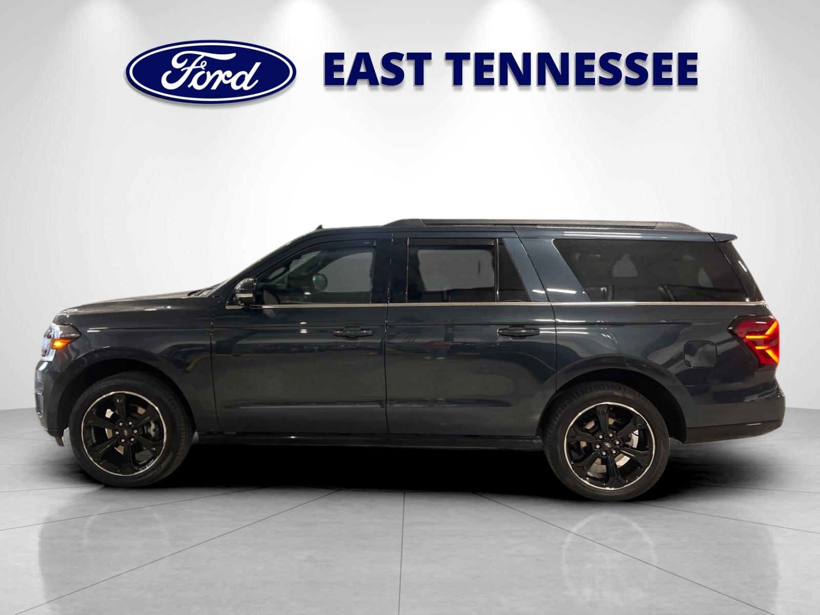 Used 2024 Blue Metallic Ford Limited image 6