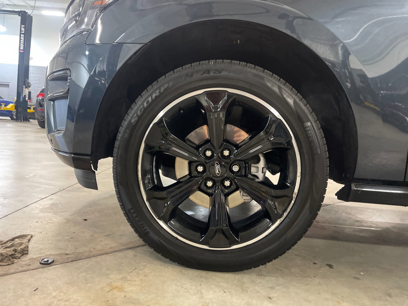 Used 2024 Blue Metallic Ford Limited image 33