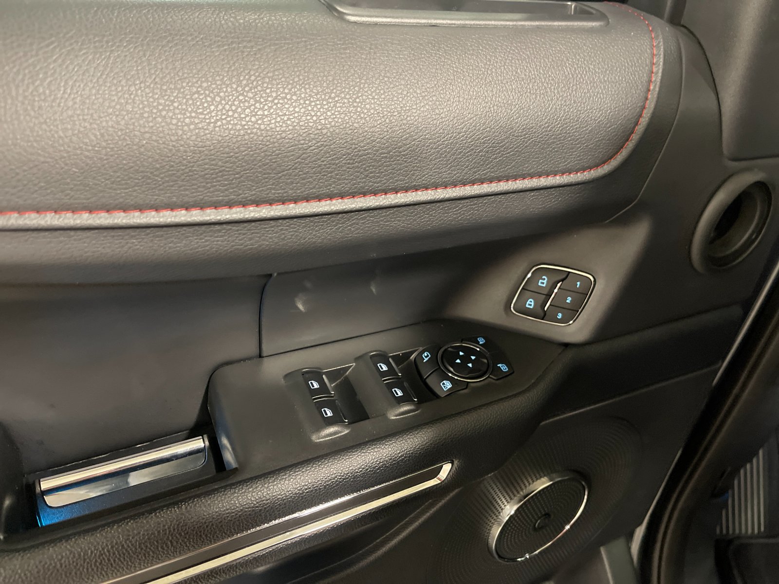 Used 2024 Blue Metallic Ford Limited image 13