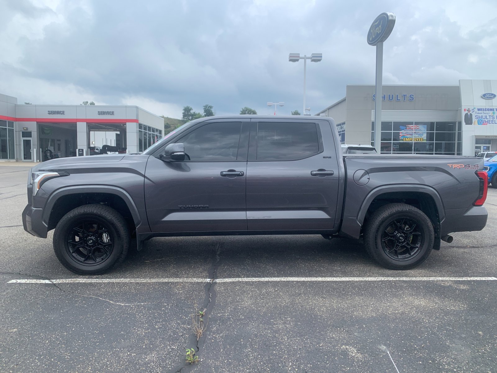 Used 2020 Gray Toyota Platinum image 5