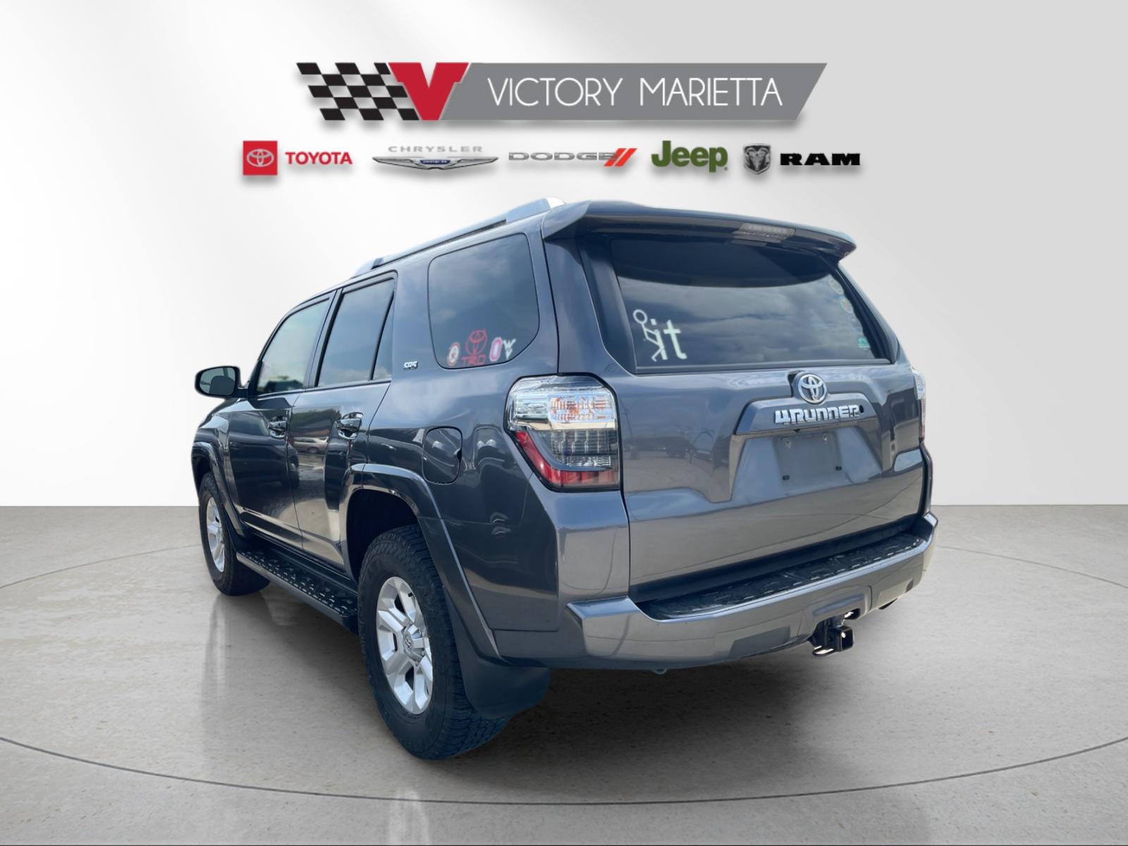 Used 2016 Gray Toyota SR5 image 2
