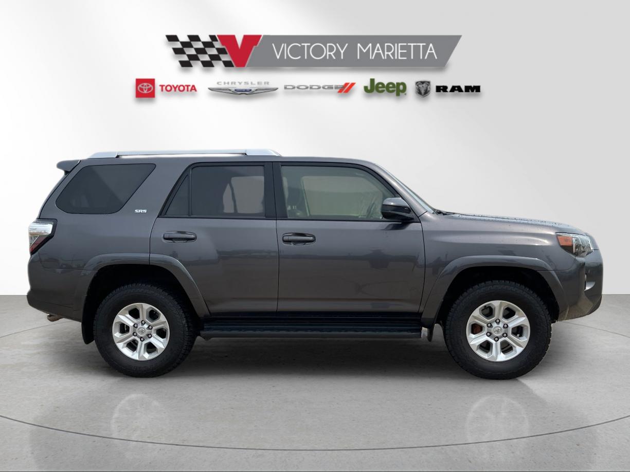 Used 2016 Magnetic Gray Metallic Toyota SR5 image 6