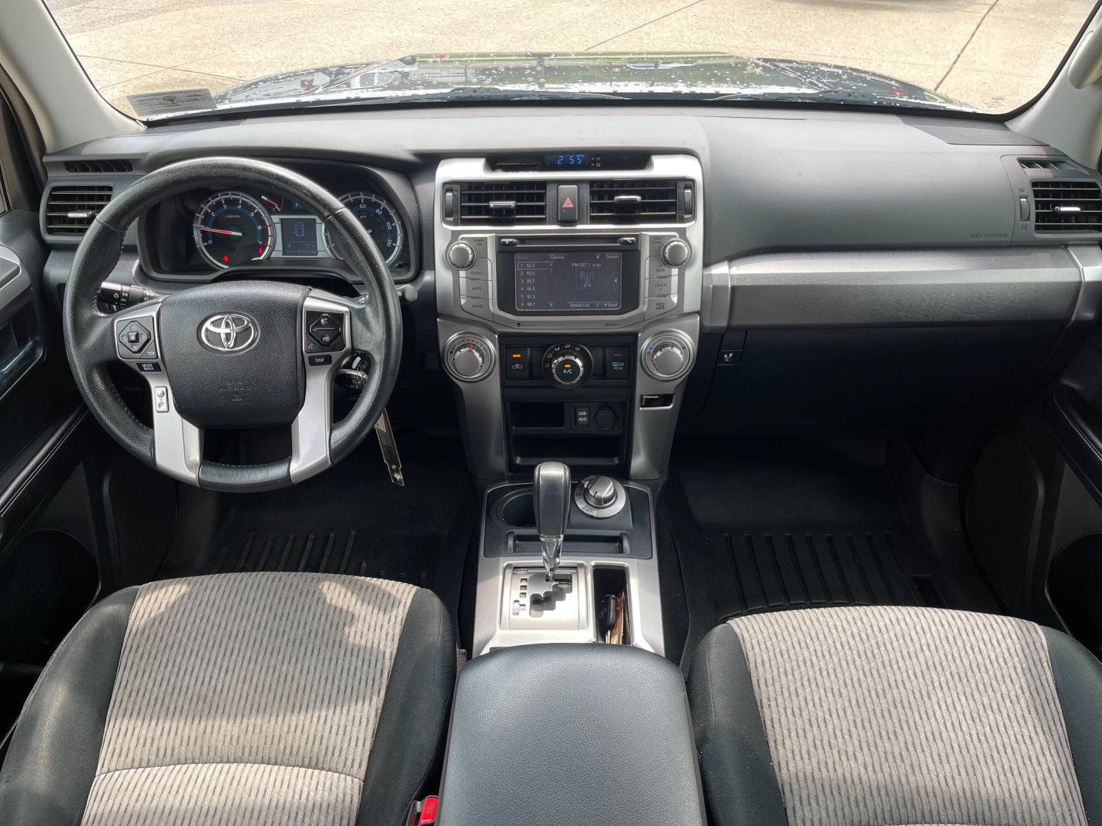Used 2016 Magnetic Gray Metallic Toyota SR5 image 15