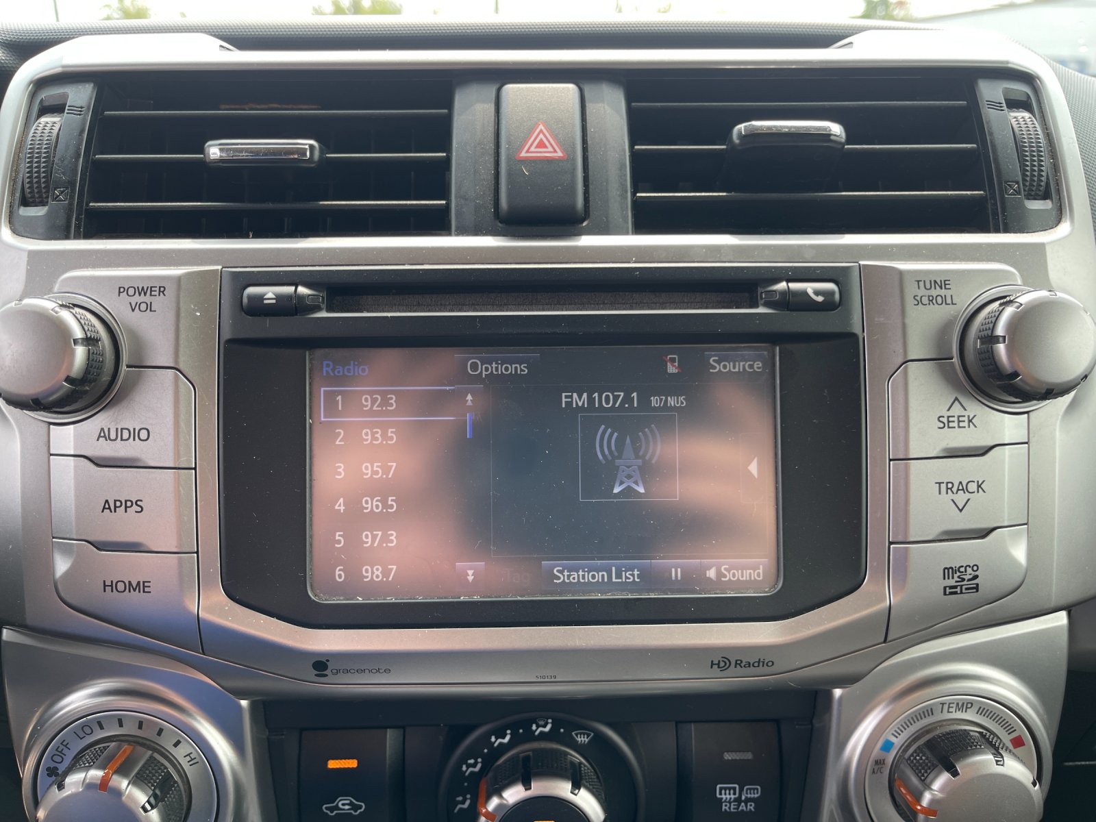 Used 2016 Magnetic Gray Metallic Toyota SR5 image 20