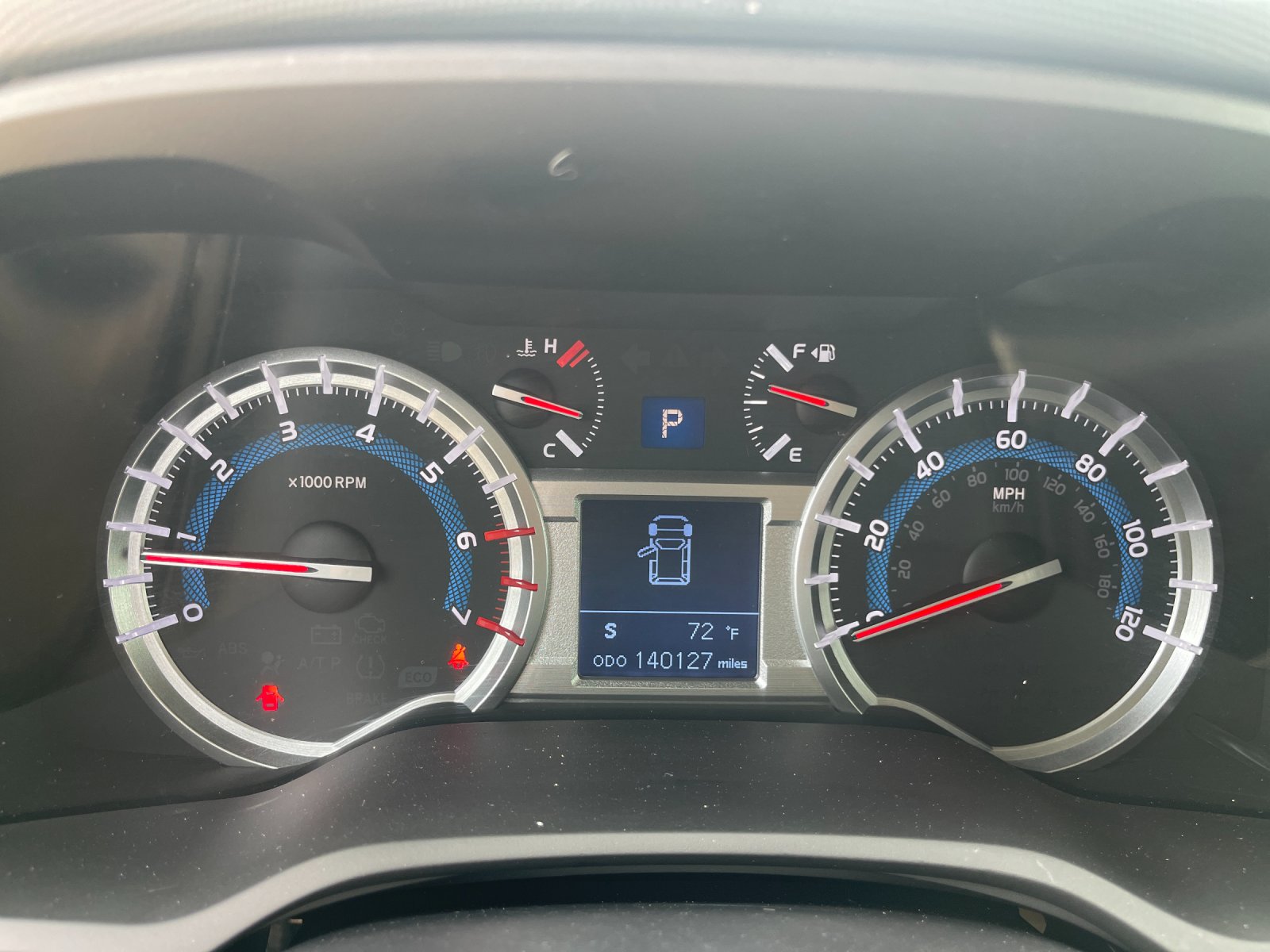 Used 2016 Magnetic Gray Metallic Toyota SR5 image 27