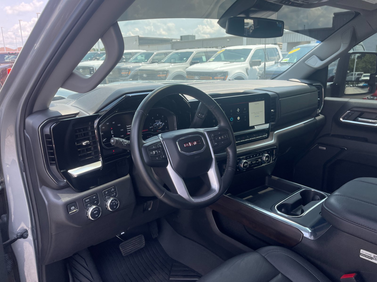 Used 2024 Silver GMC SLT image 11