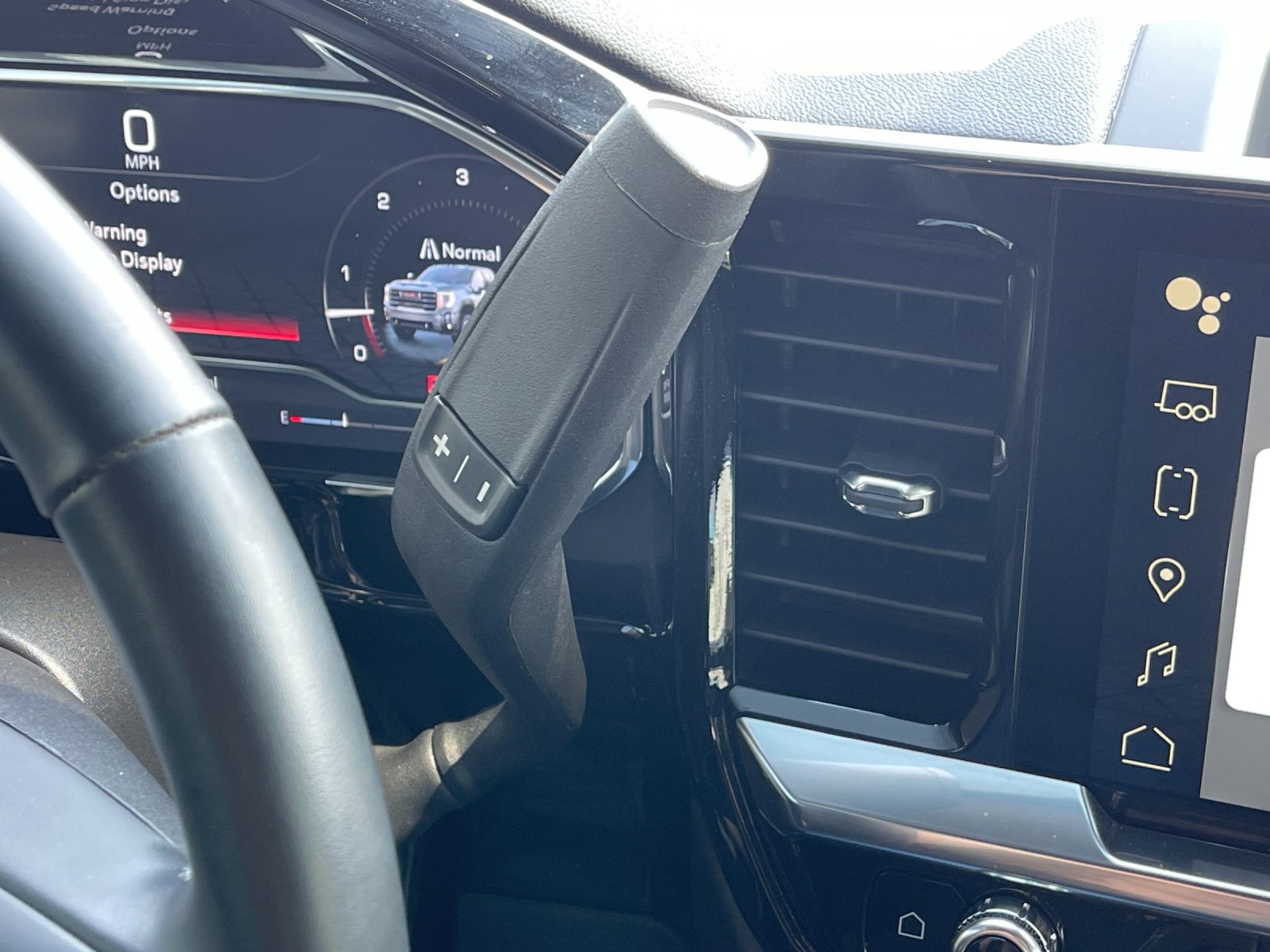 Used 2024 Silver GMC SLT image 22