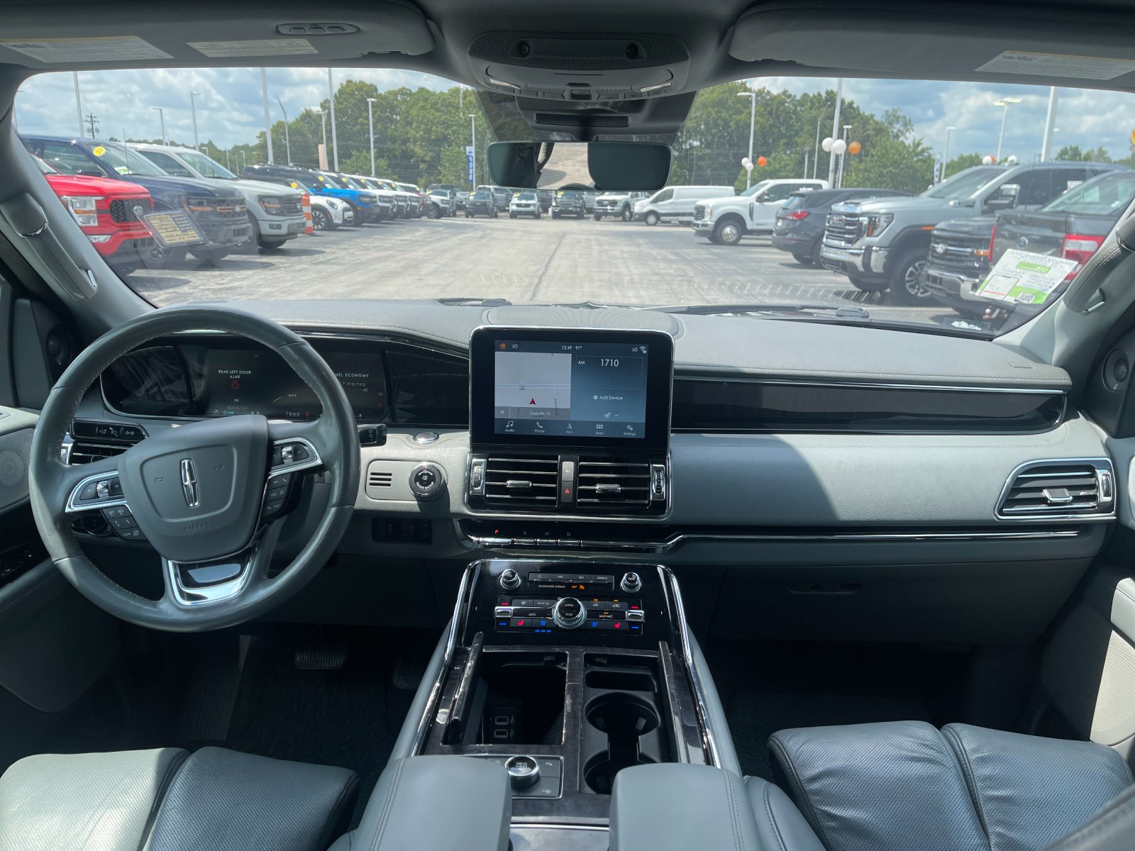Used 2019 Black Lincoln Reserve image 15