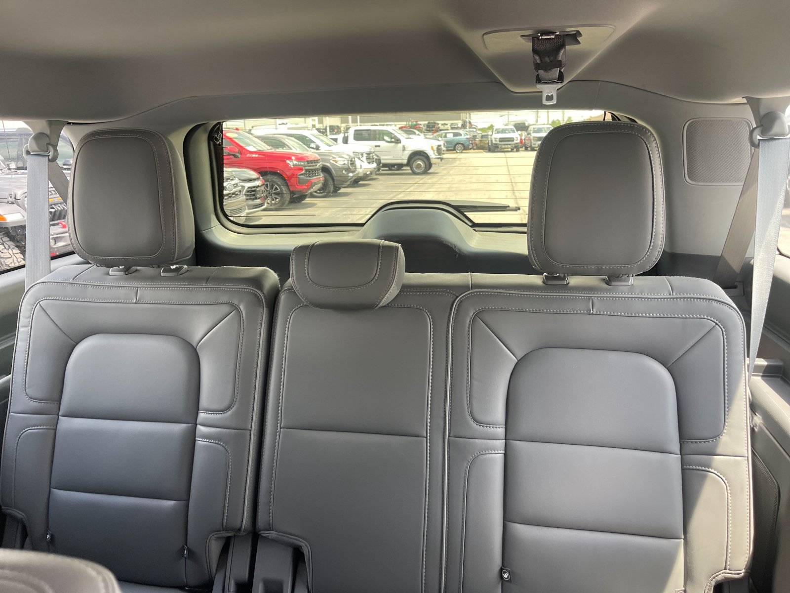 Used 2019 Black Lincoln Reserve image 17