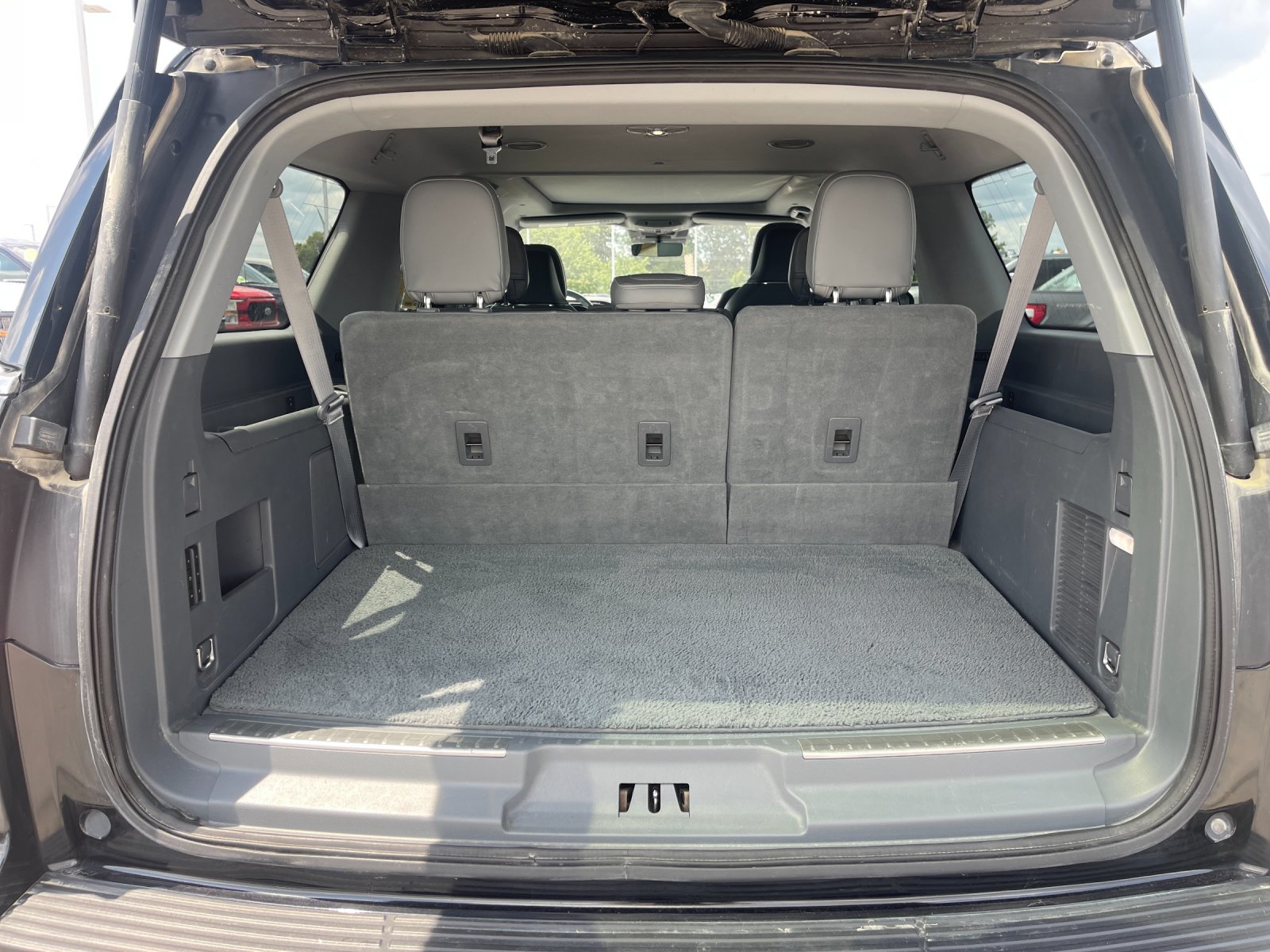 Used 2019 Black Lincoln Reserve image 18