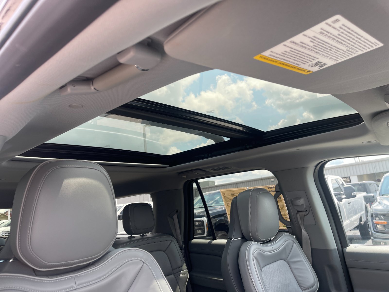 Used 2019 Black Lincoln Reserve image 20