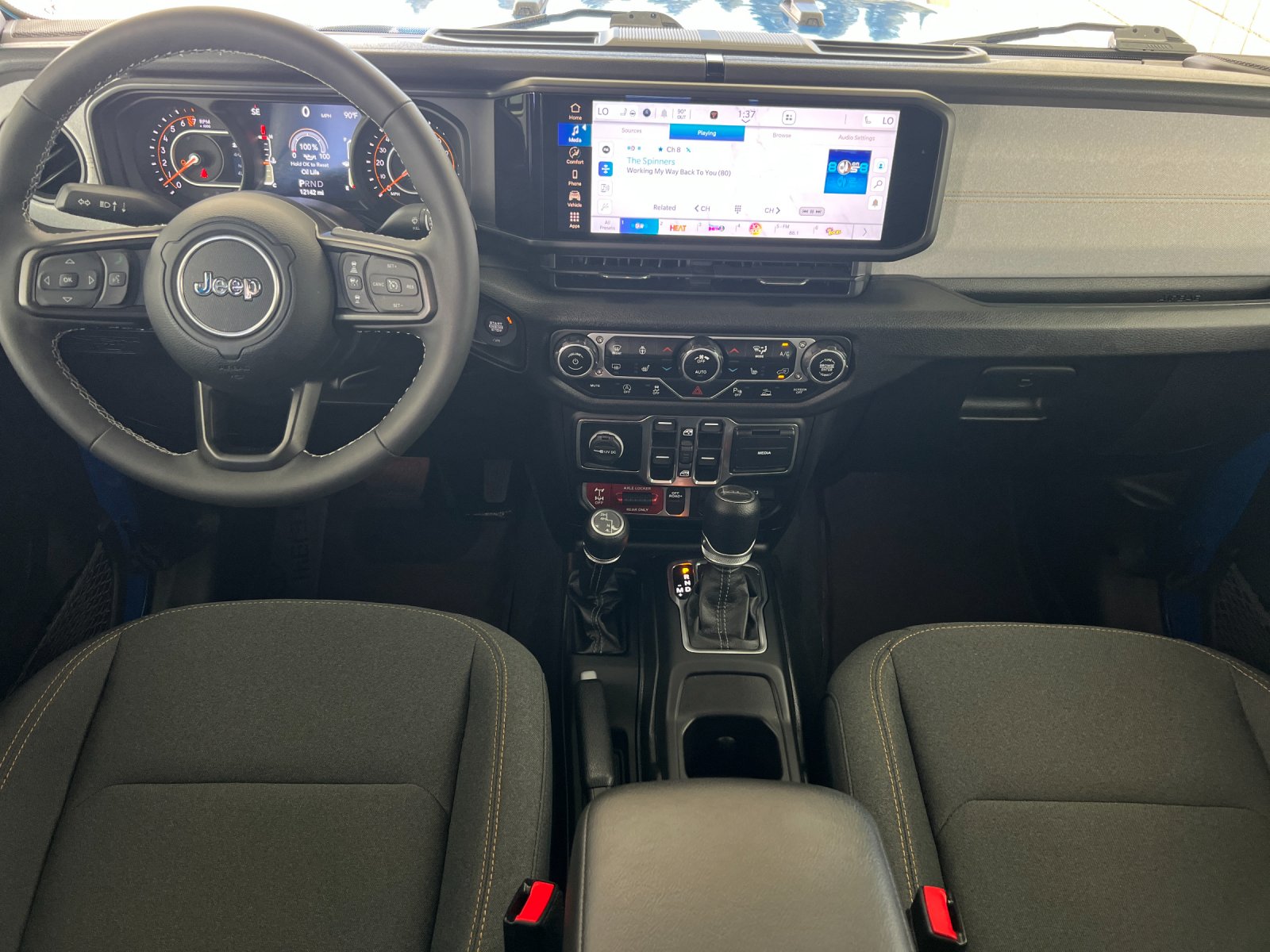 Used 2025 Blue Jeep Willys image 12