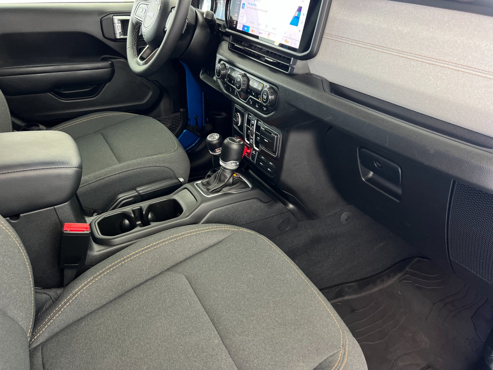 Used 2025 Blue Jeep Willys image 14