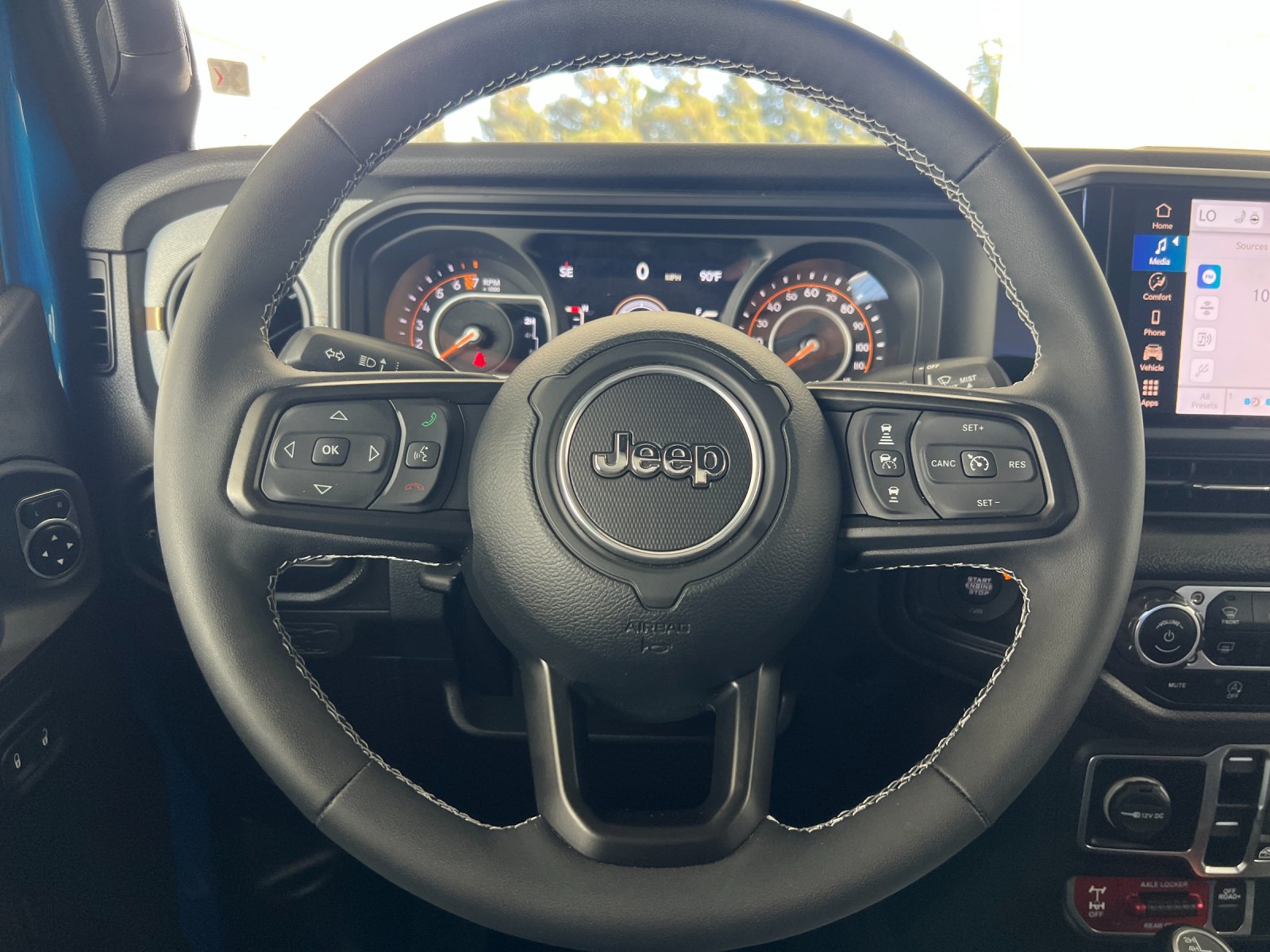 Used 2025 Blue Jeep Willys image 21