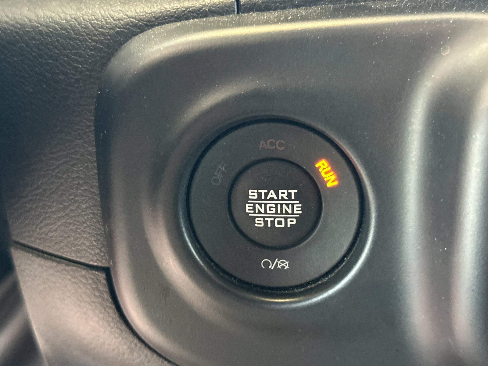 Used 2022 Red Jeep Unlimited Sahara 4xe image 23