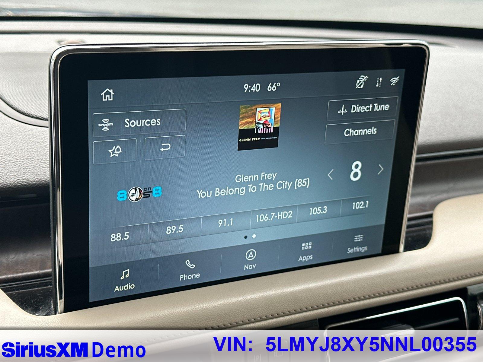 Used 2022 Blue Lincoln Grand Touring image 29