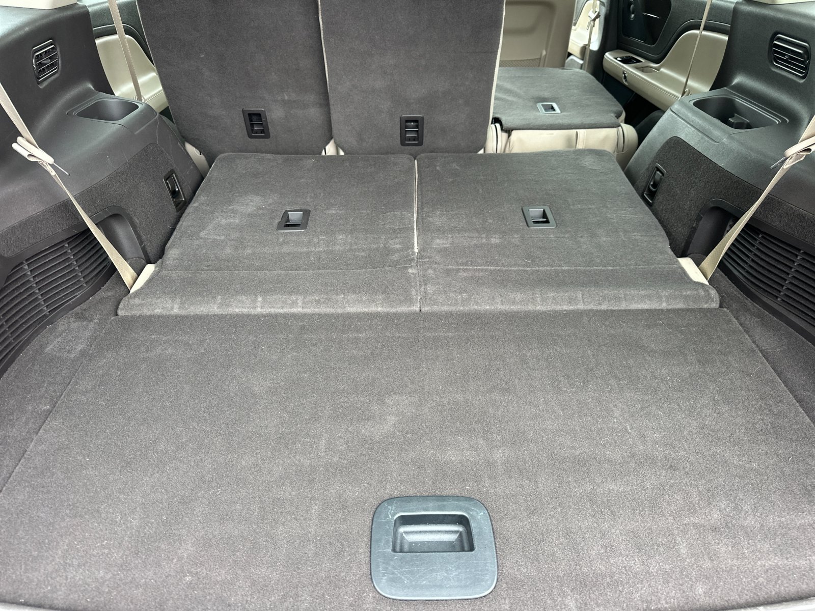Used 2022 Blue Lincoln Grand Touring image 15