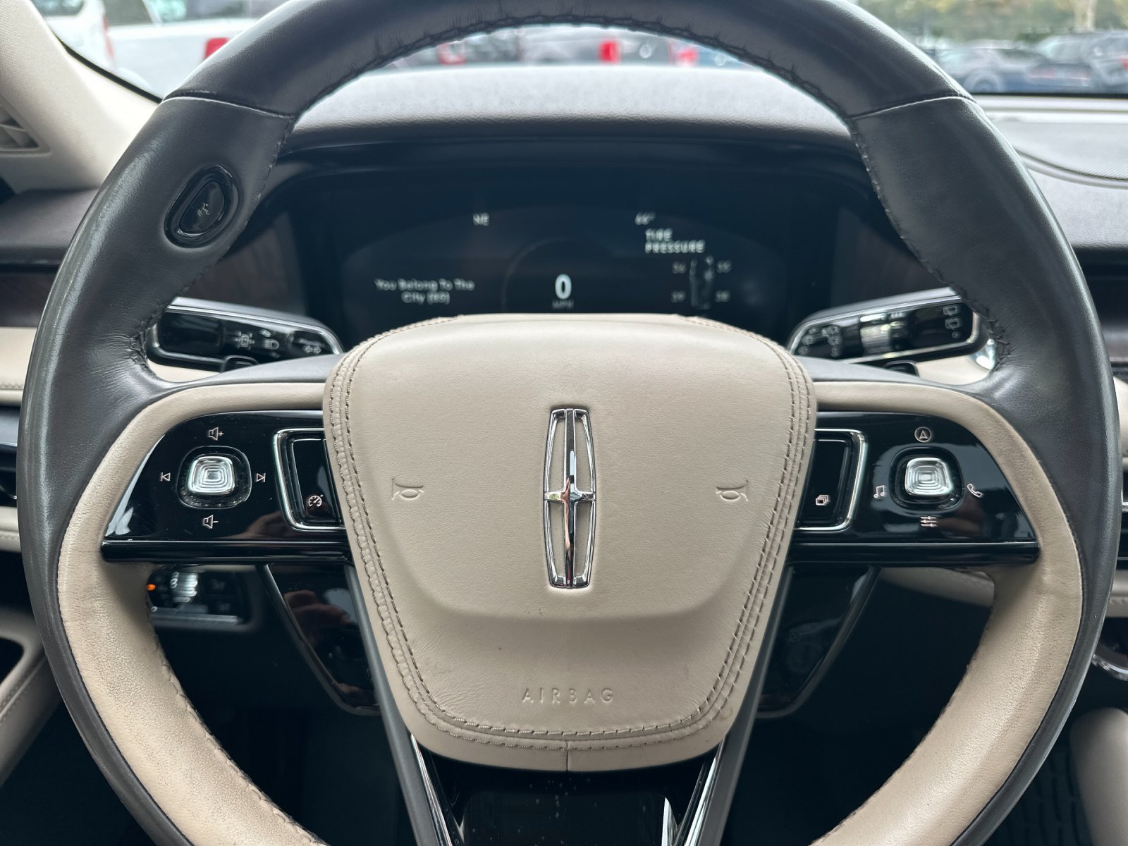 Used 2022 Blue Lincoln Grand Touring image 24
