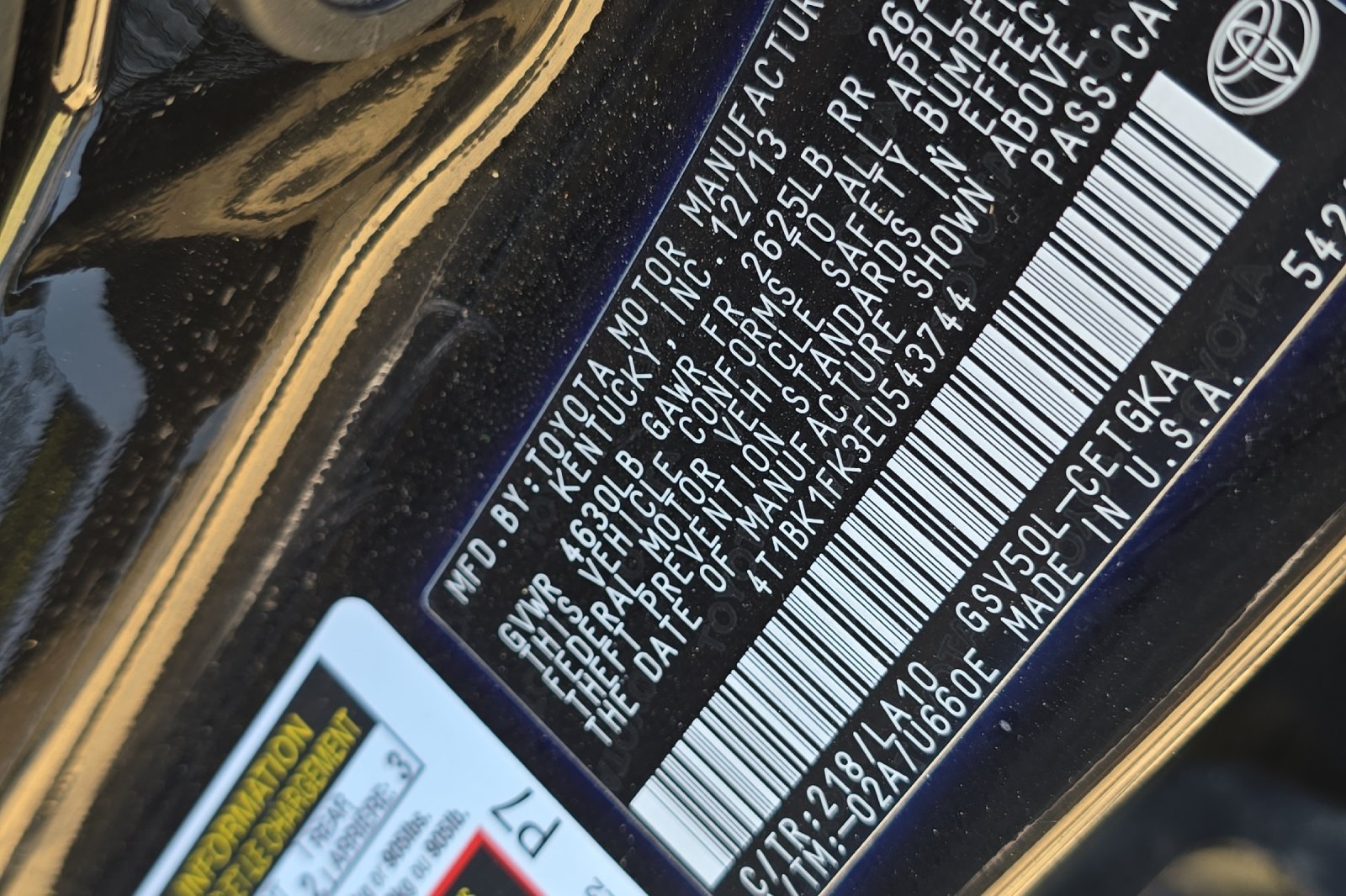Used 2014 Black Toyota XLE image 12