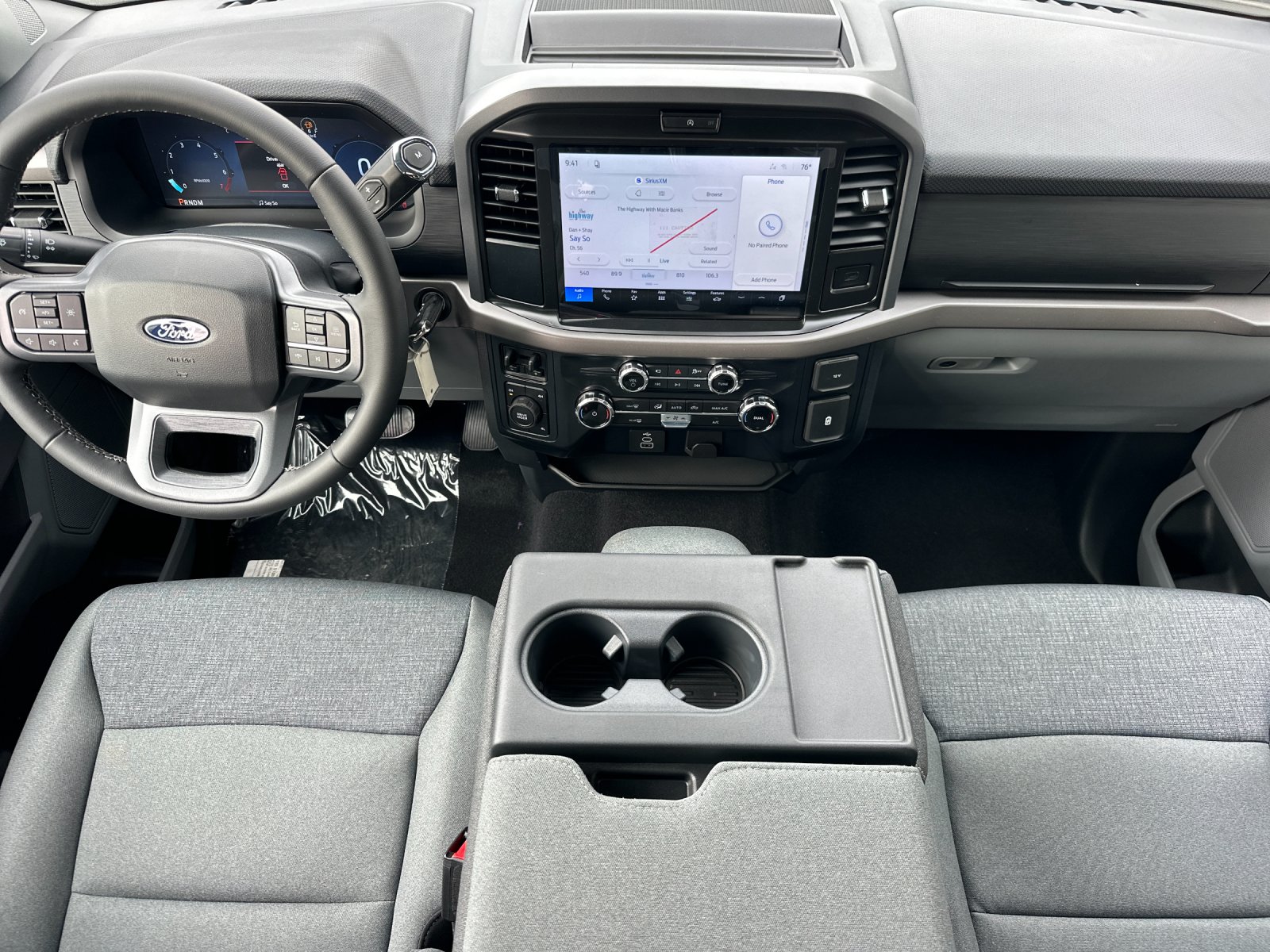 New 2026 Oxford White Ford XLT image 12